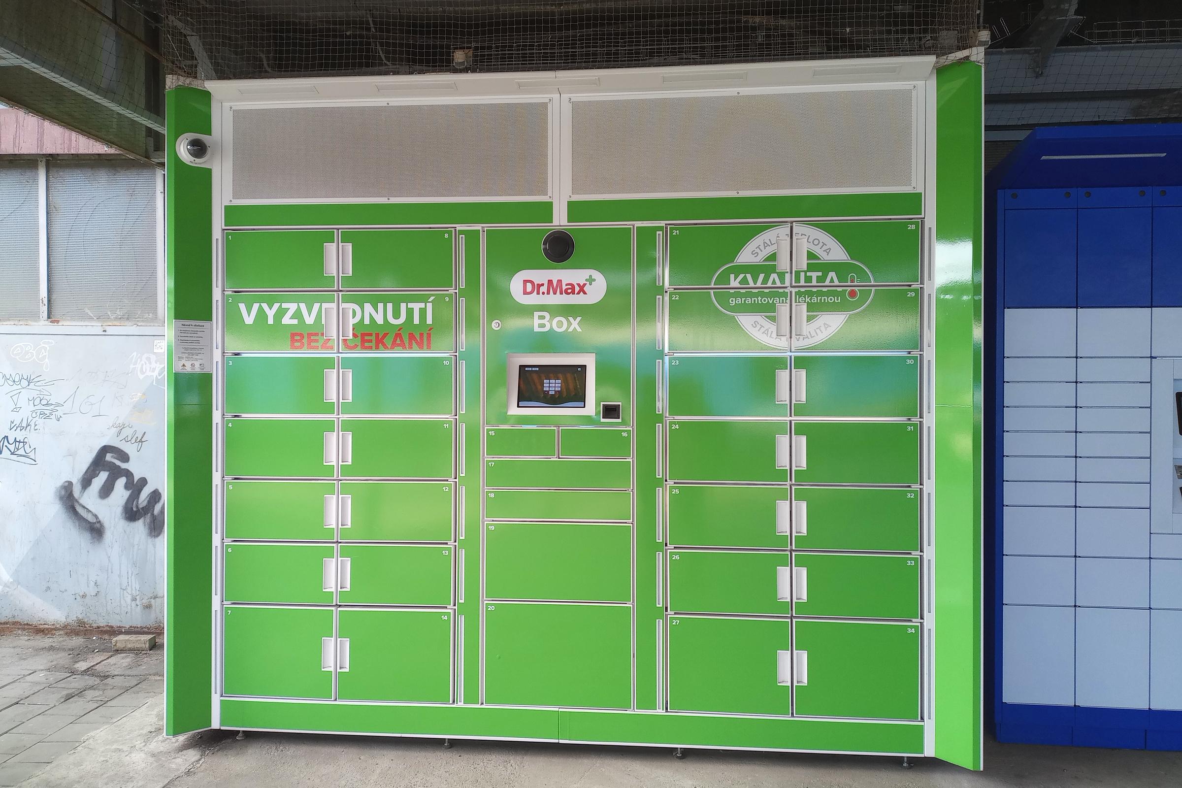 Dr. Max - výdejní box