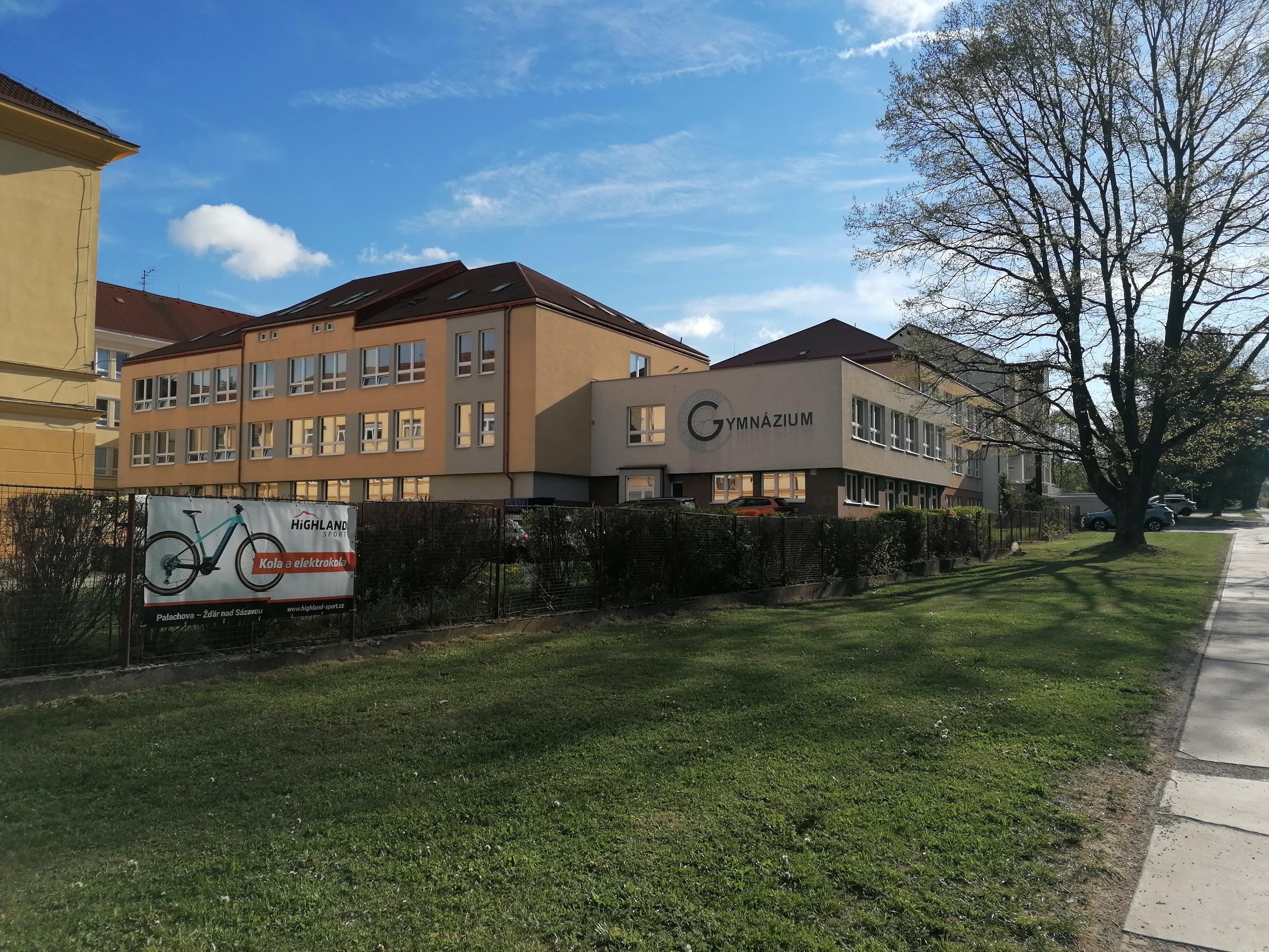 Gymnázium Žďár nad Sázavou foto 3