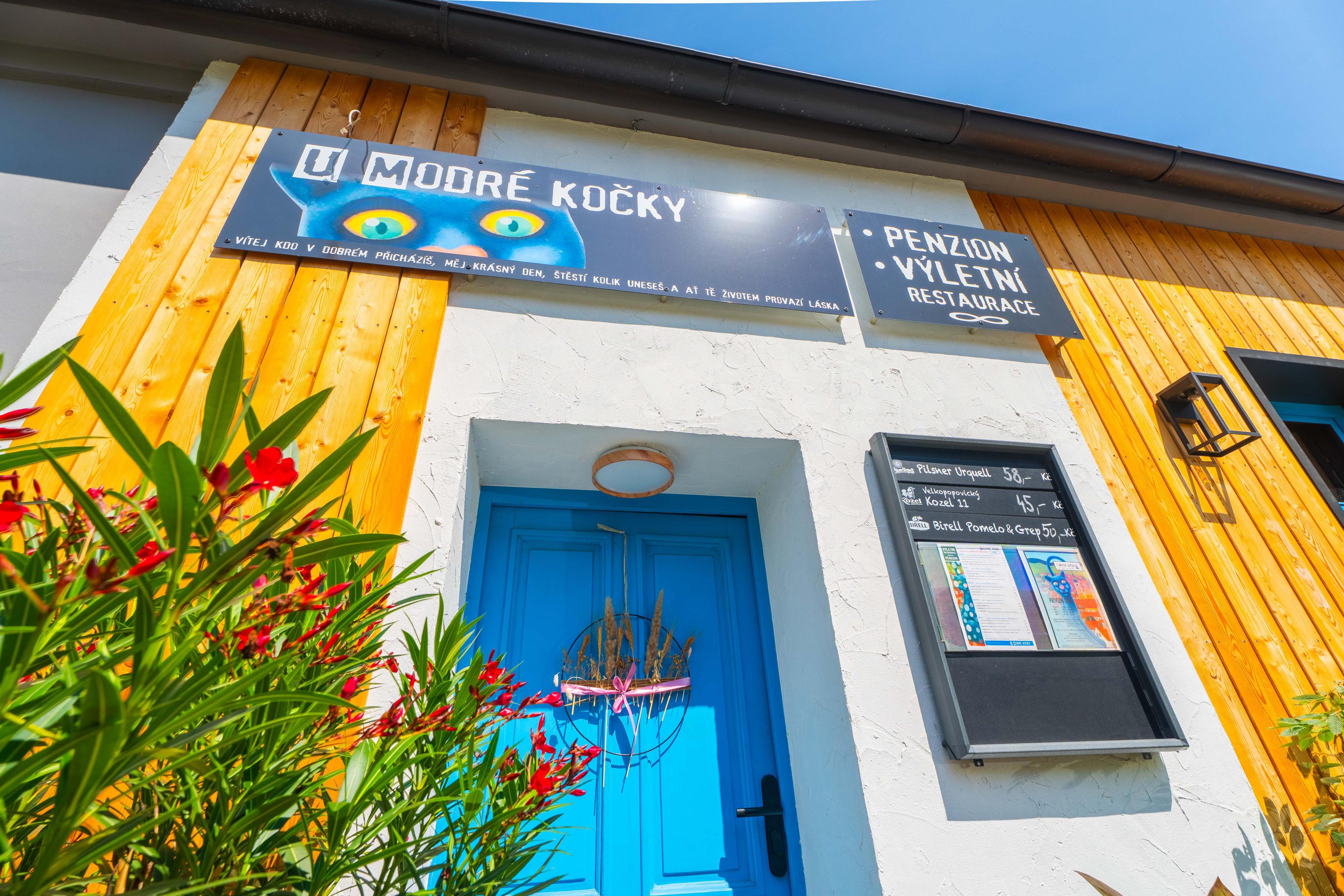 Restaurace U Modré kočky foto 2