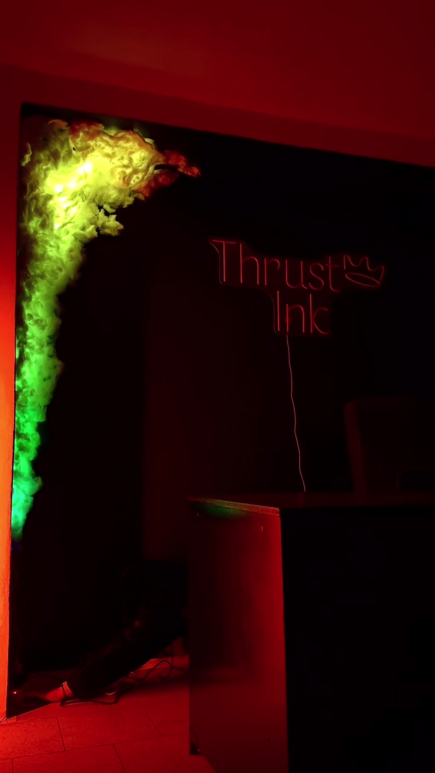 ThRustInk foto 2 (náhled videa)