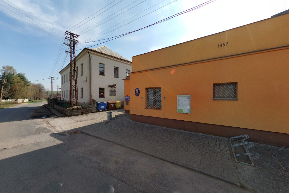 Chyjice - obecní úřad foto 3