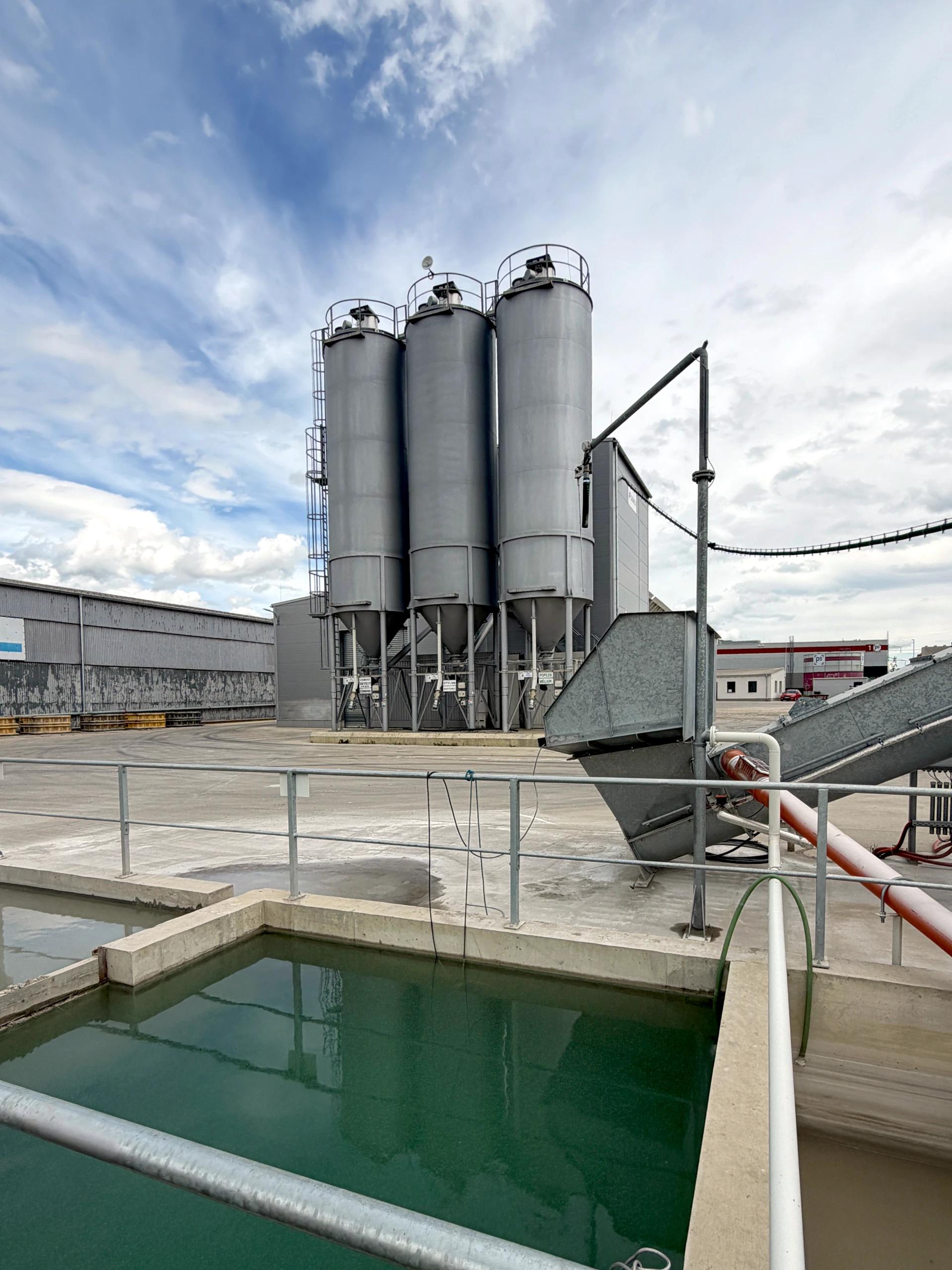 Betonárna Mstětice | Cemex Czech Republic s.r.o. foto 6