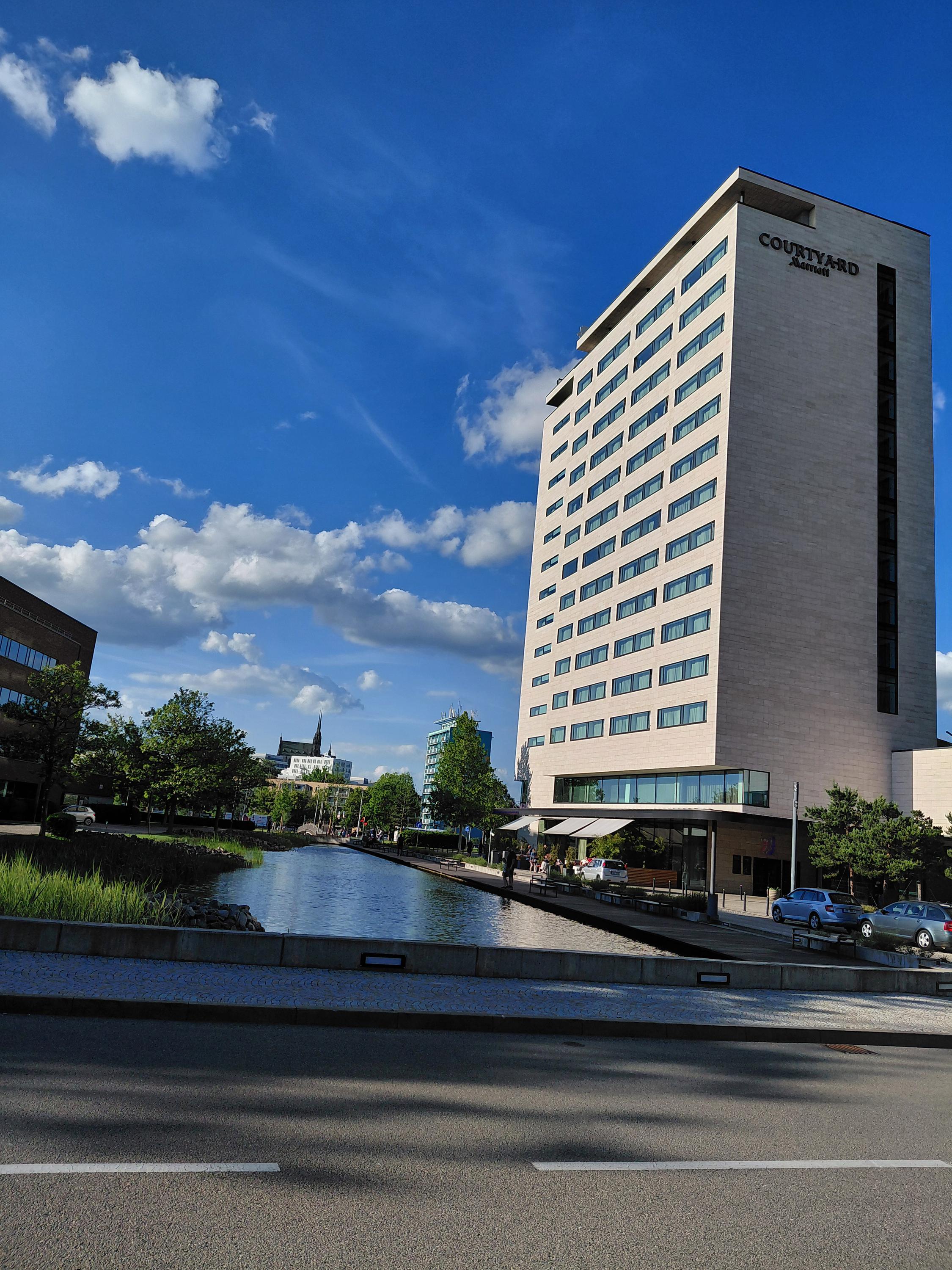 Courtyard by Marriott Brno foto 3