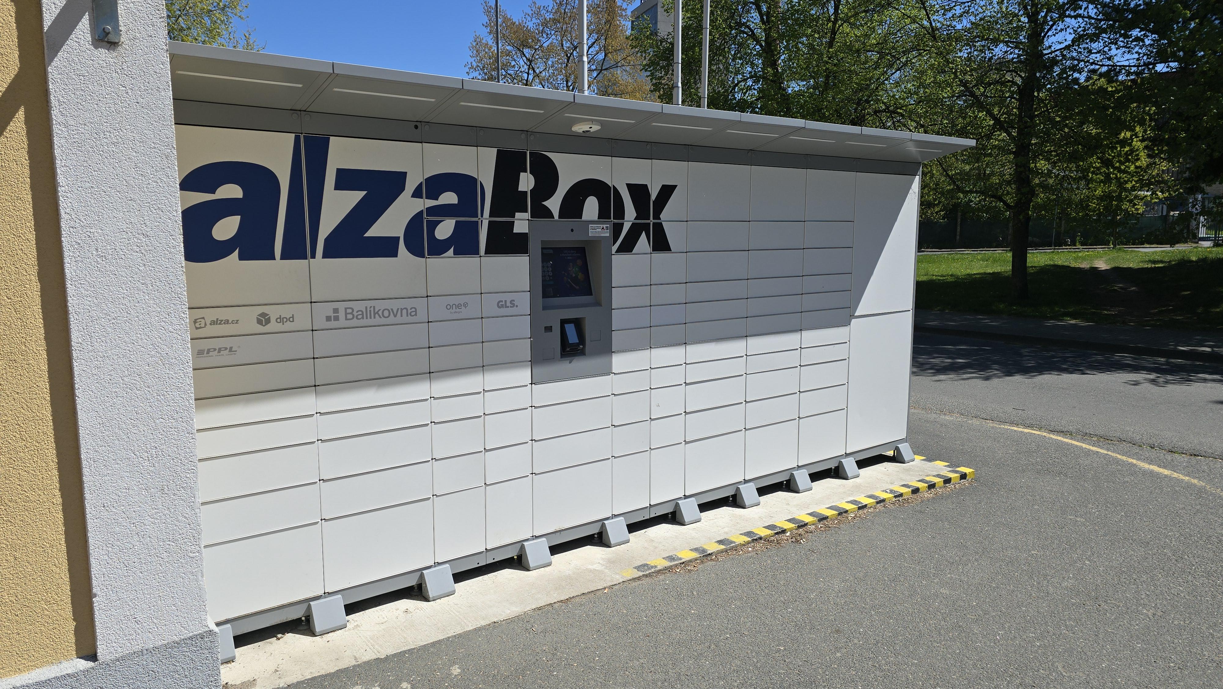 AlzaBox foto 3
