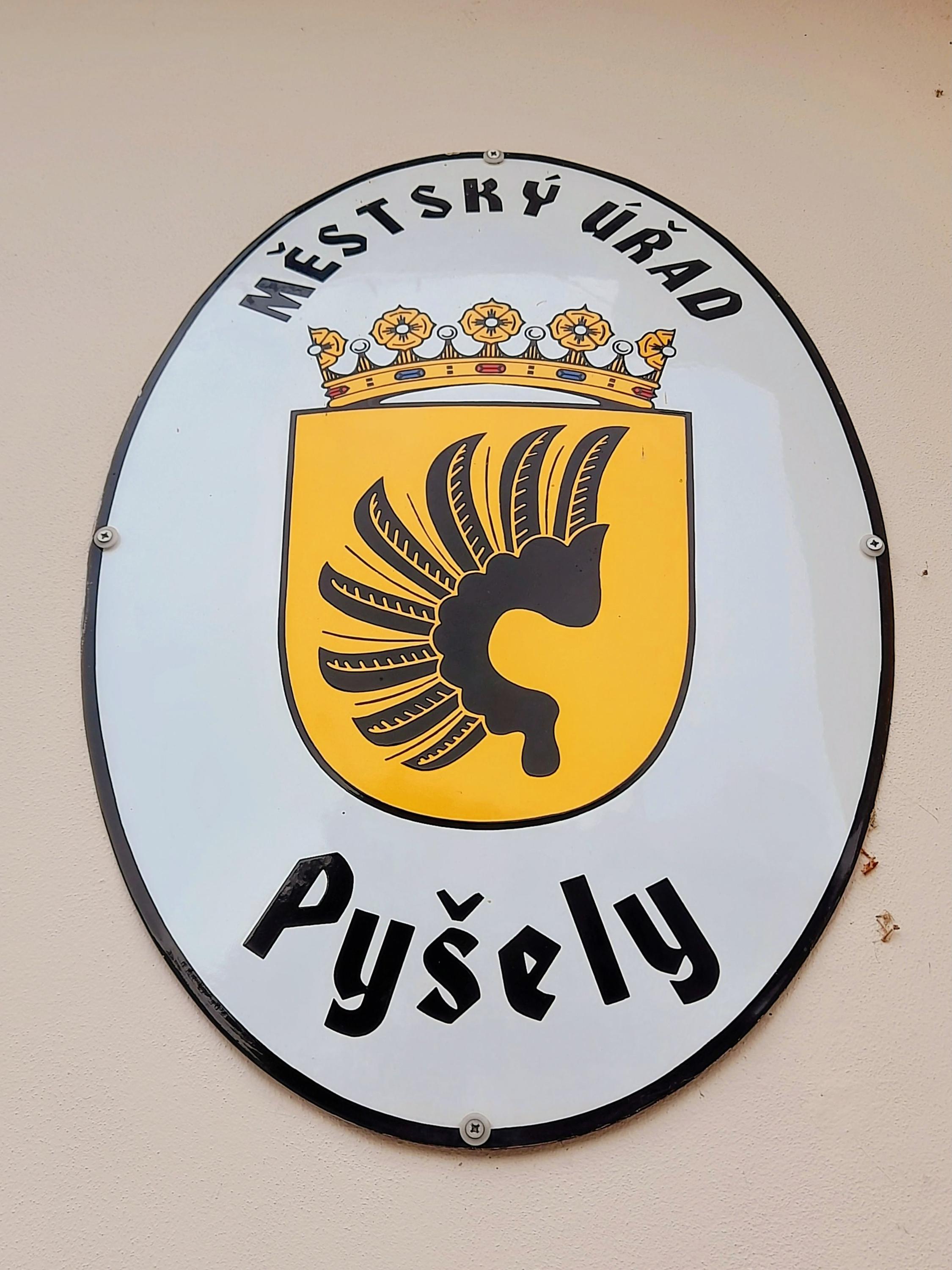 Pyšely - městský úřad foto 5