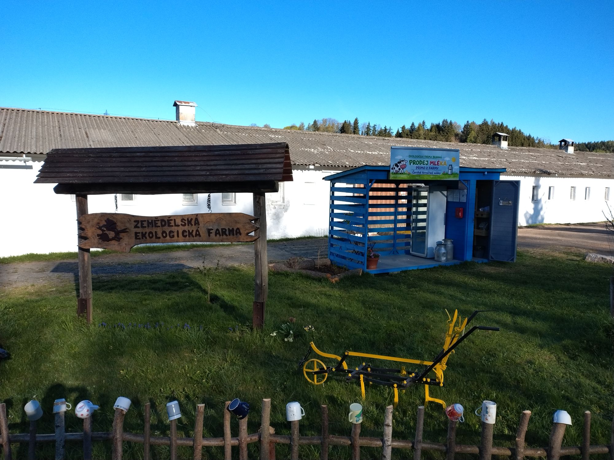 Samoobslužný stánek Farma Branná