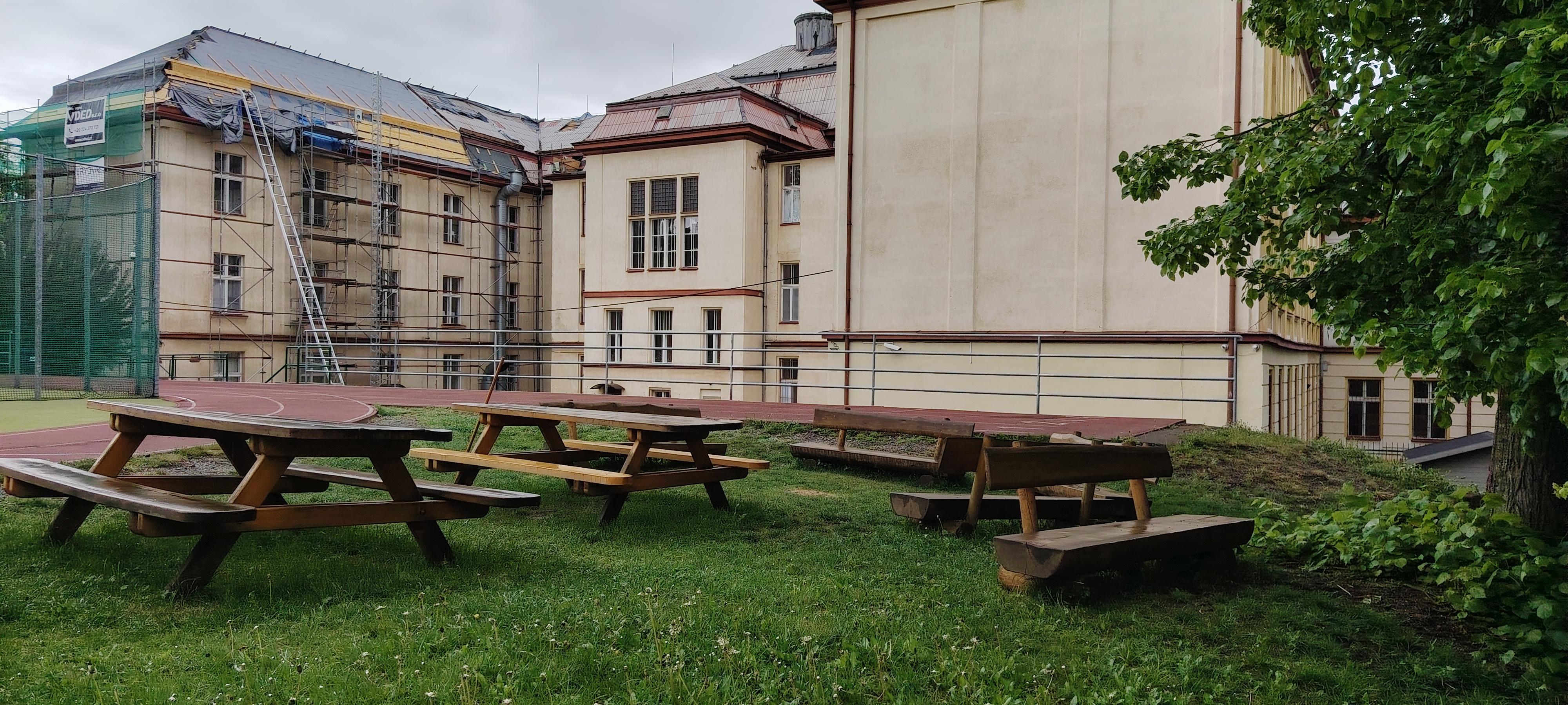 Fakultní ZŠ Ústí nad Labem, České mládeže foto 2