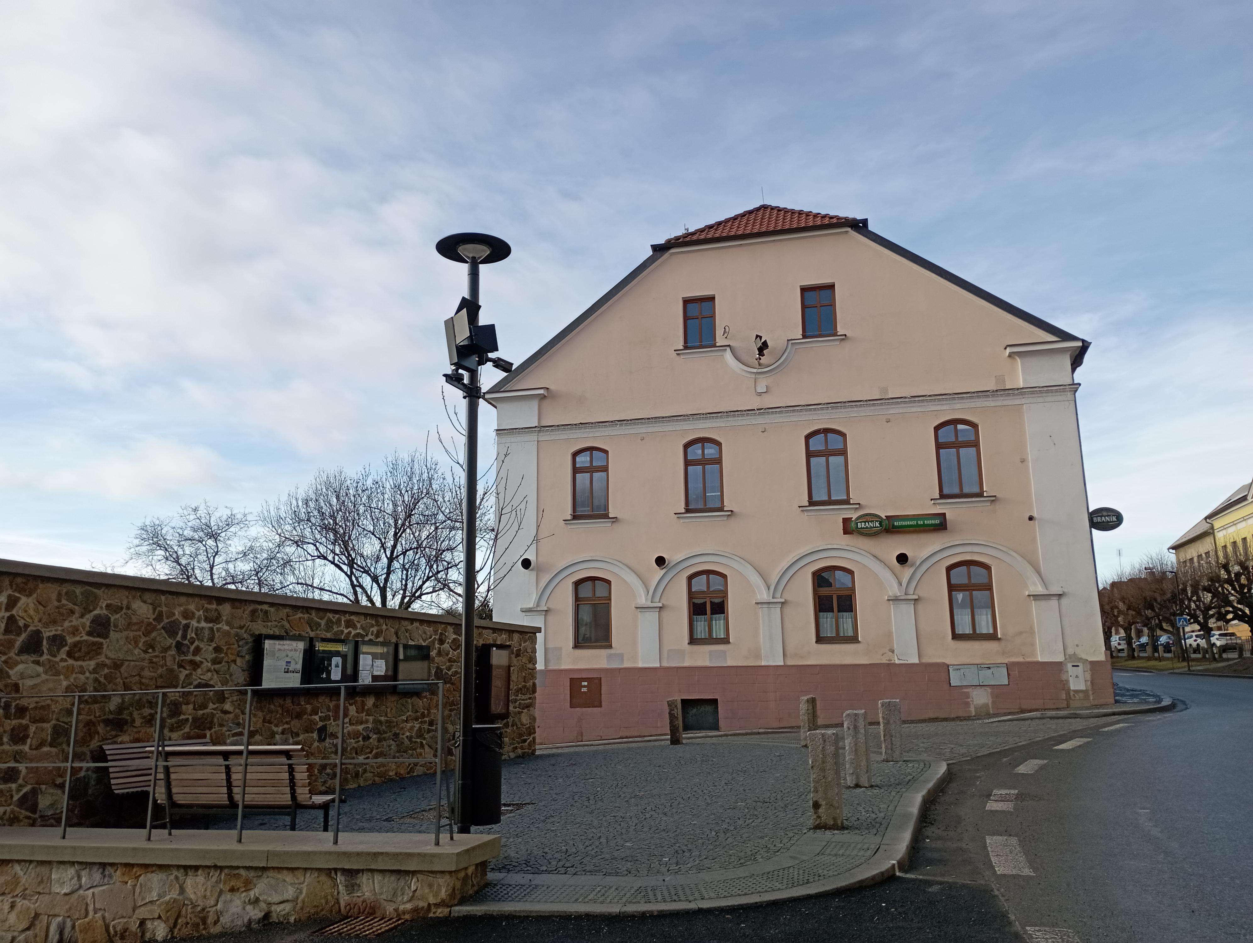 Divišov - úřad městyse foto 3