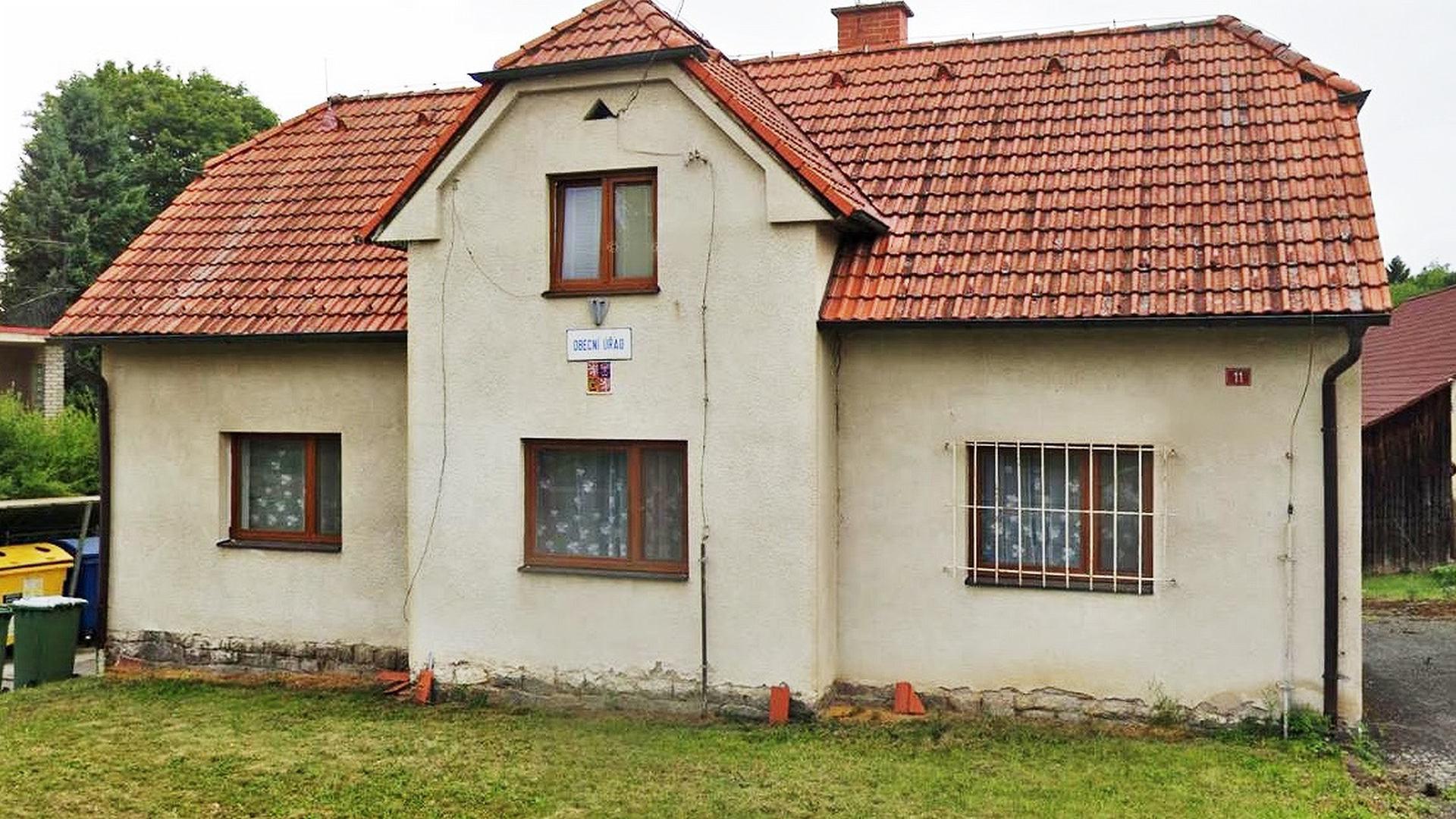 Dolní Pohleď - obecní úřad foto 1
