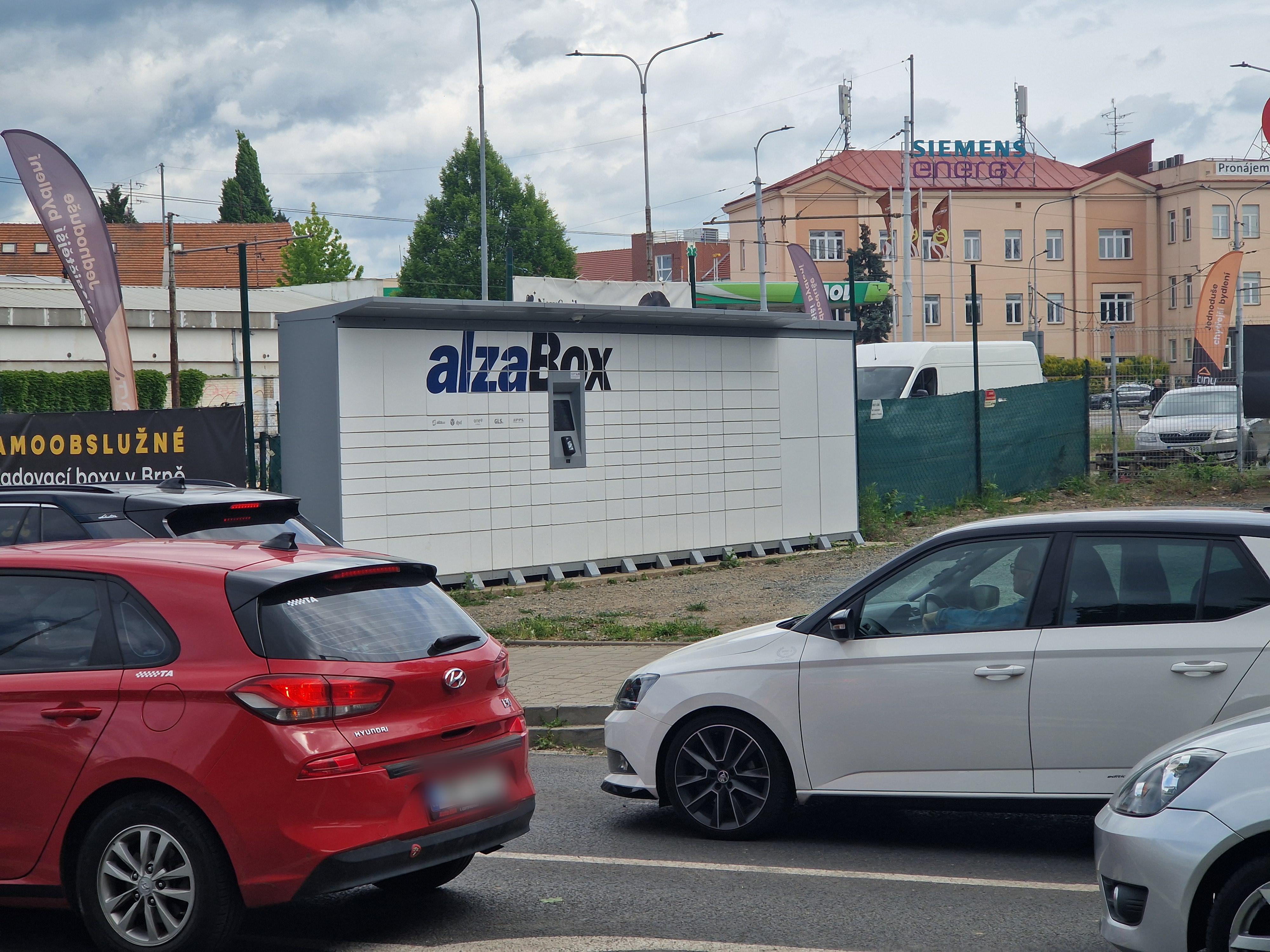 AlzaBox