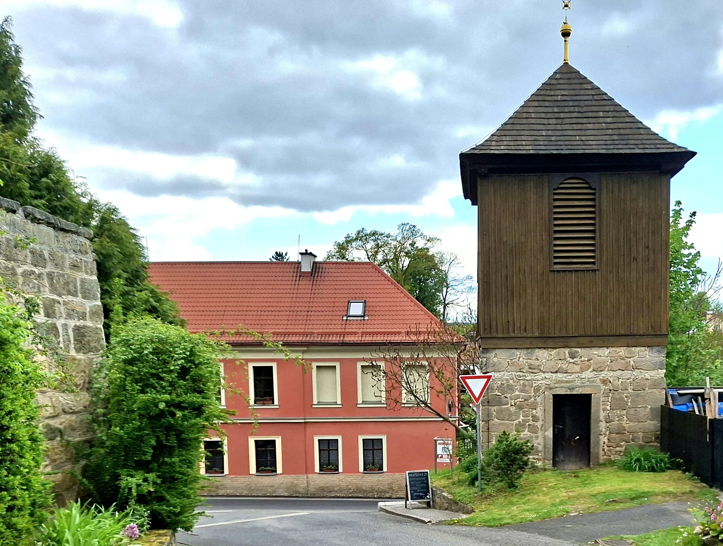 Růžová - obecní úřad foto 6
