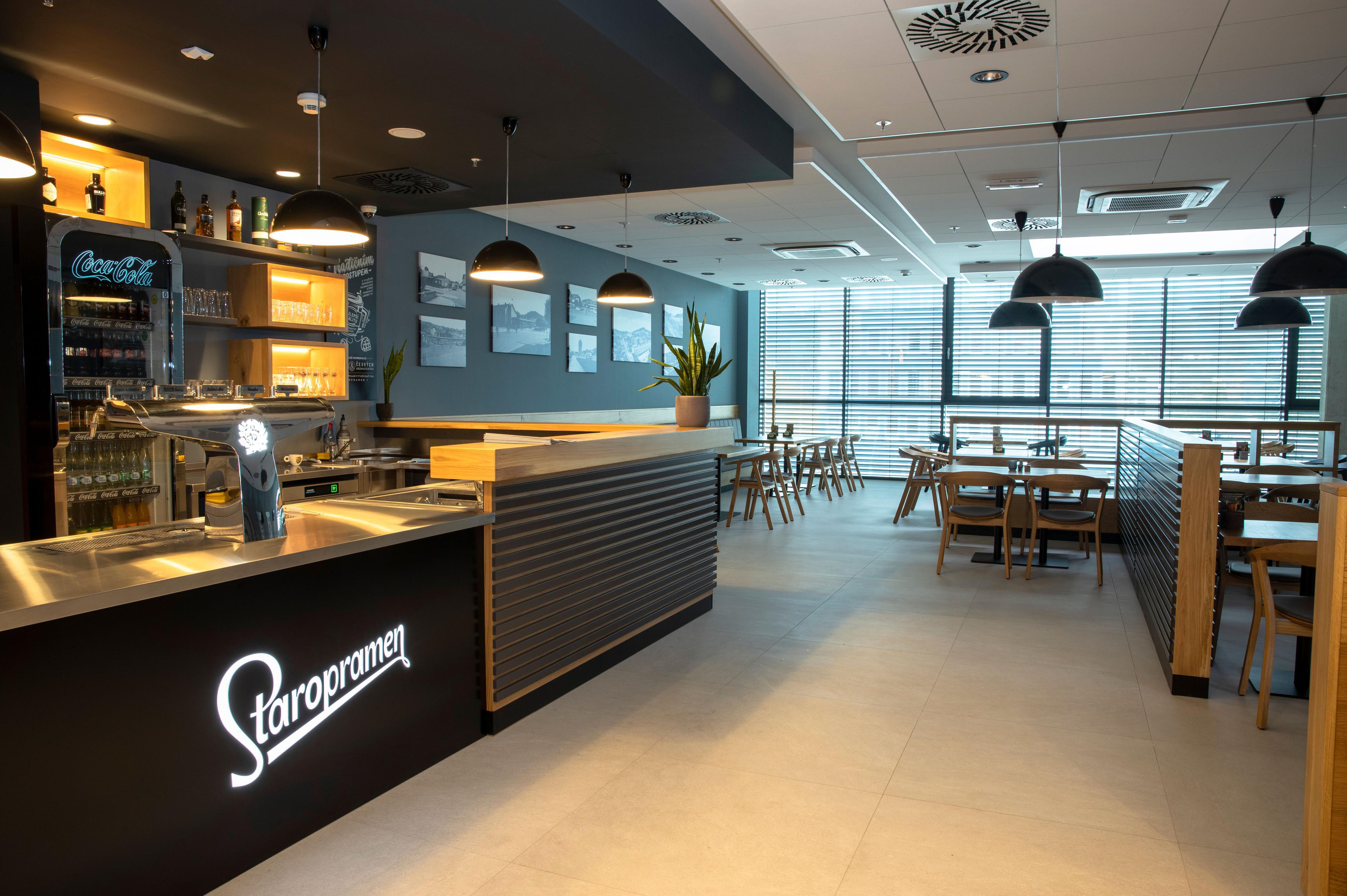 Restaurace & Bowling Smetanova