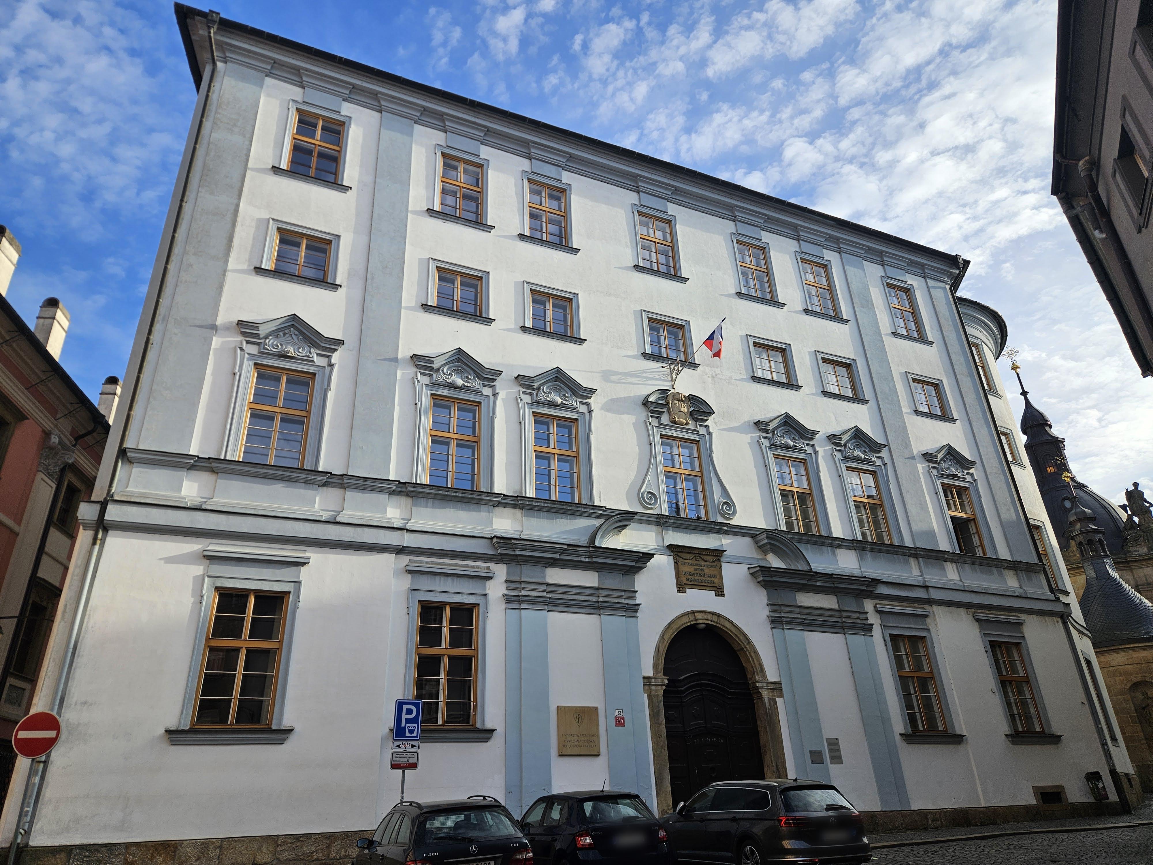 Knihovna Cyrilometodějské teologické fakulty Univerzity Palackého v Olomouci
