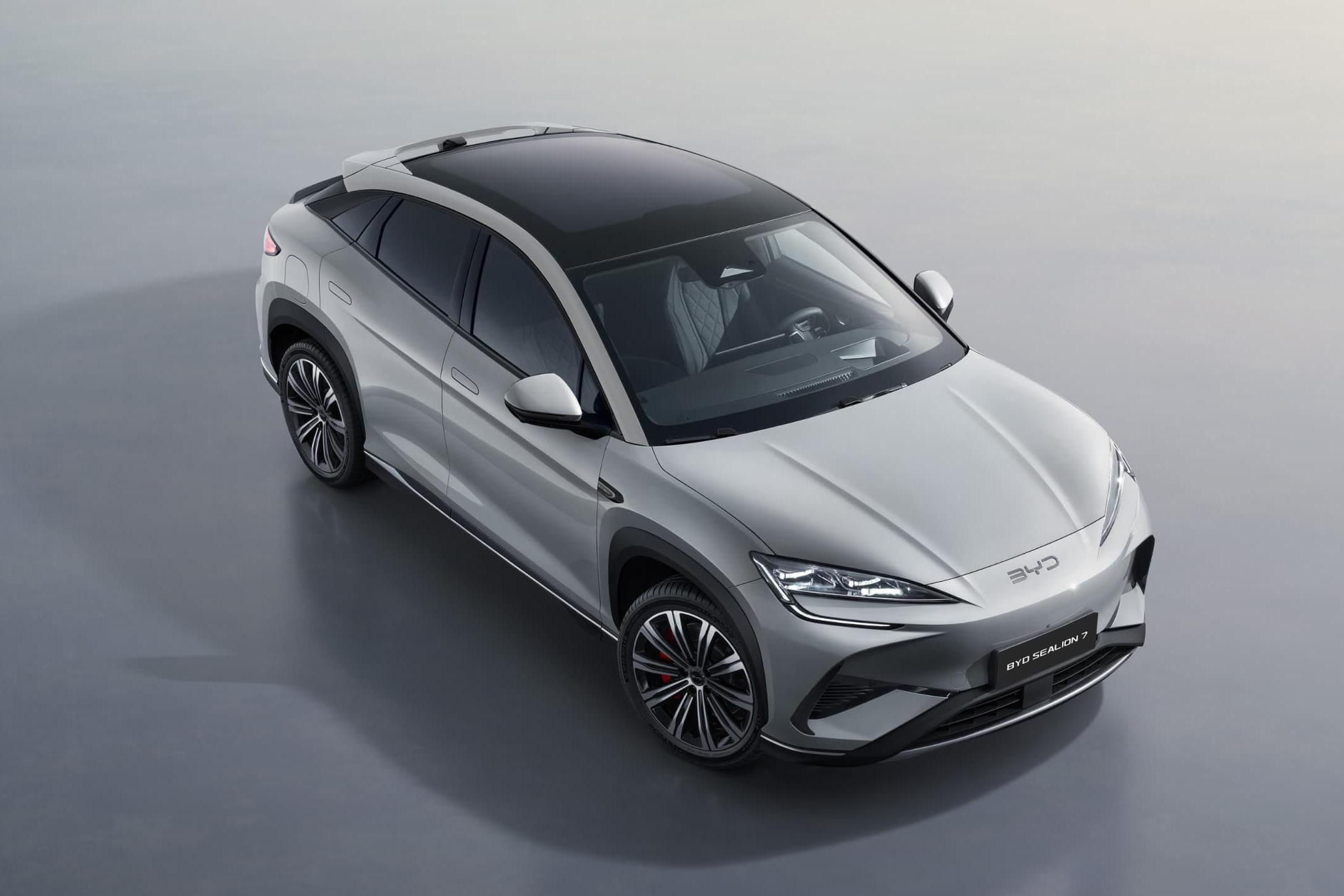 BYD SEALION 7 | sportovní a futuristický vzhled