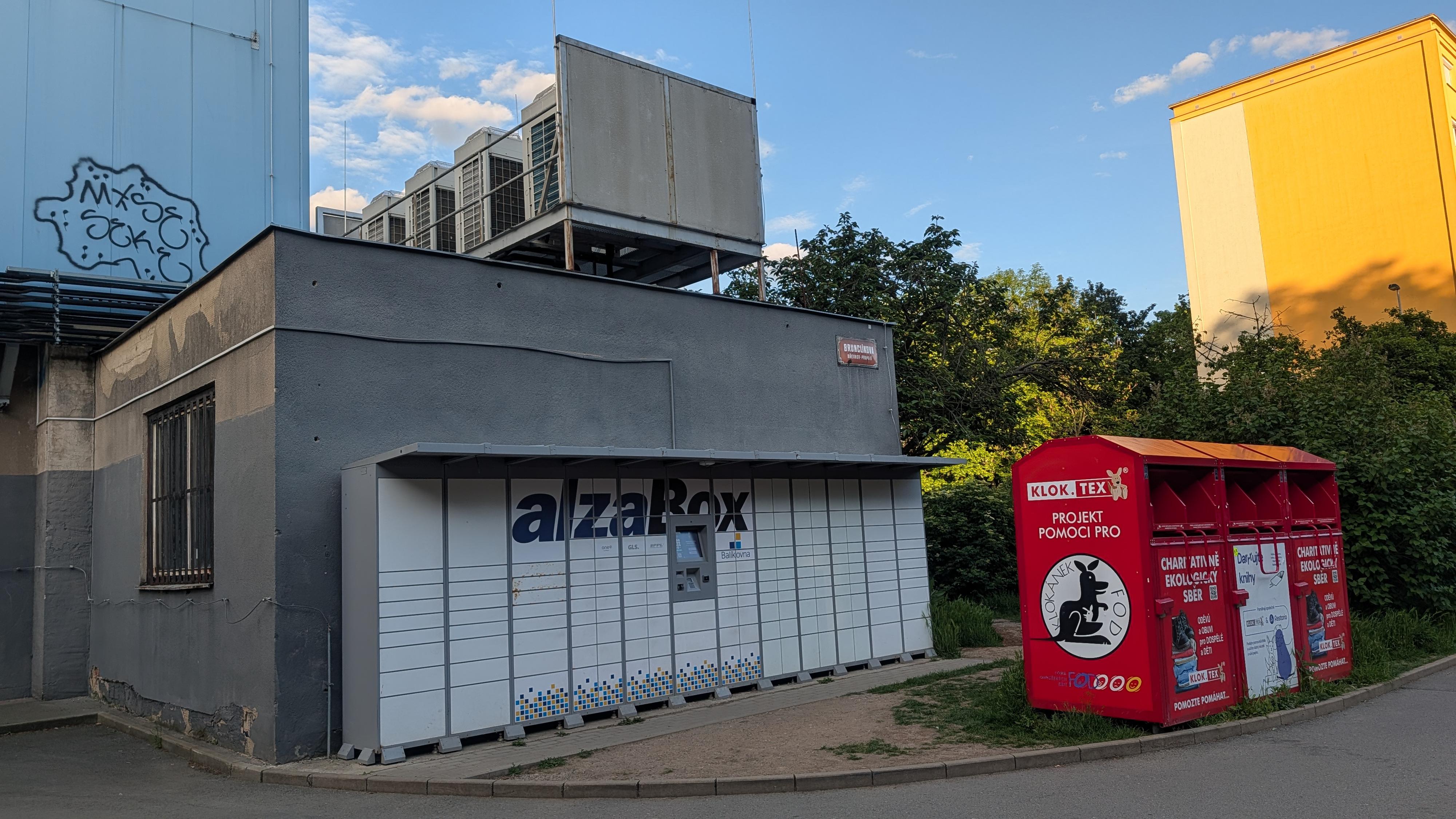 AlzaBox foto 3