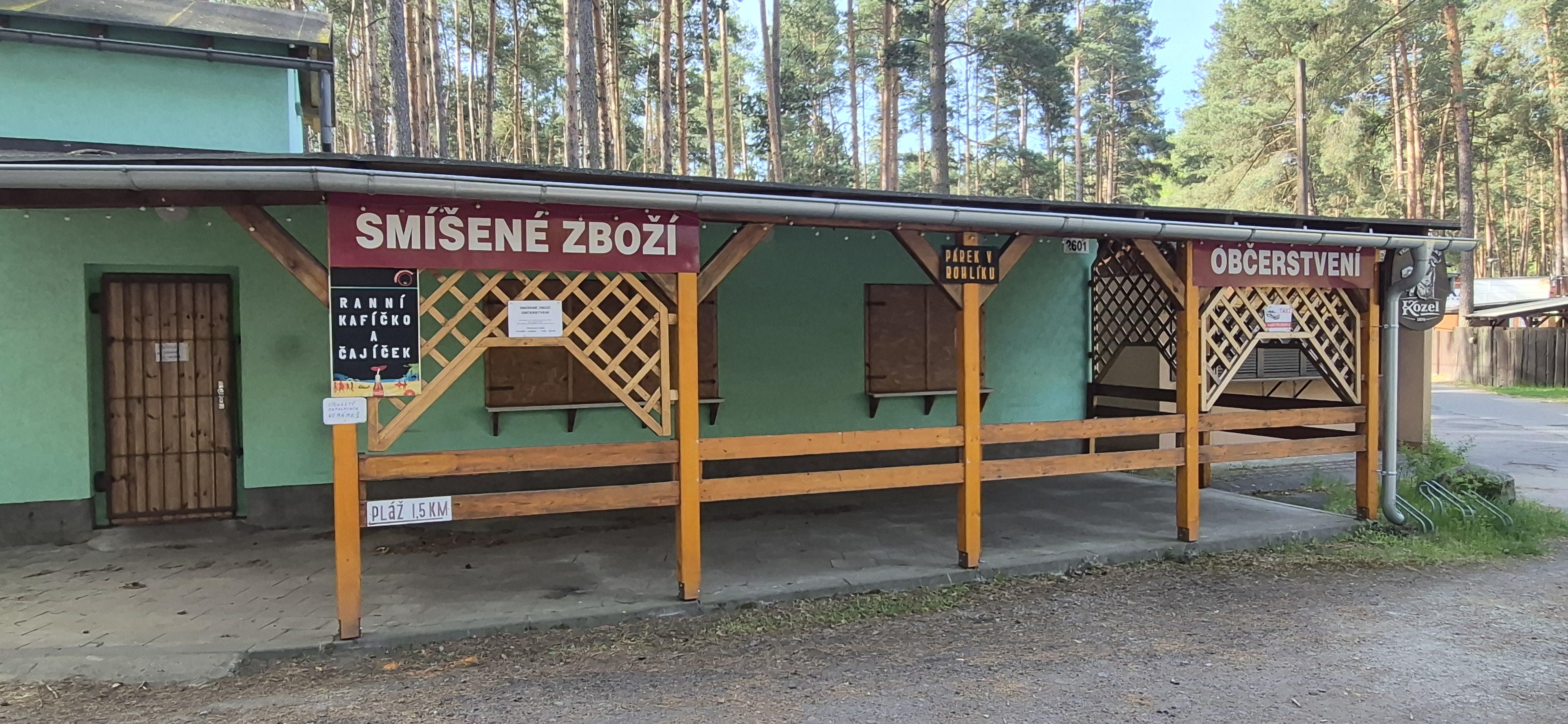 Občerstvení / Smíšené zboží u Vlasty a Táni foto 4