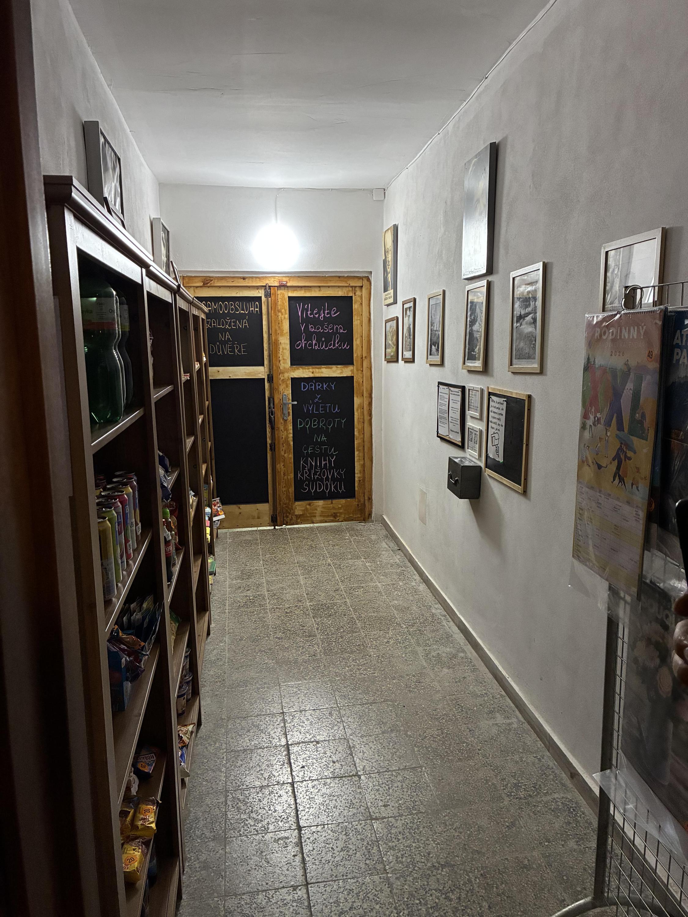 Samoobslužný obchůdek Lipnice nad Sázavou foto 5