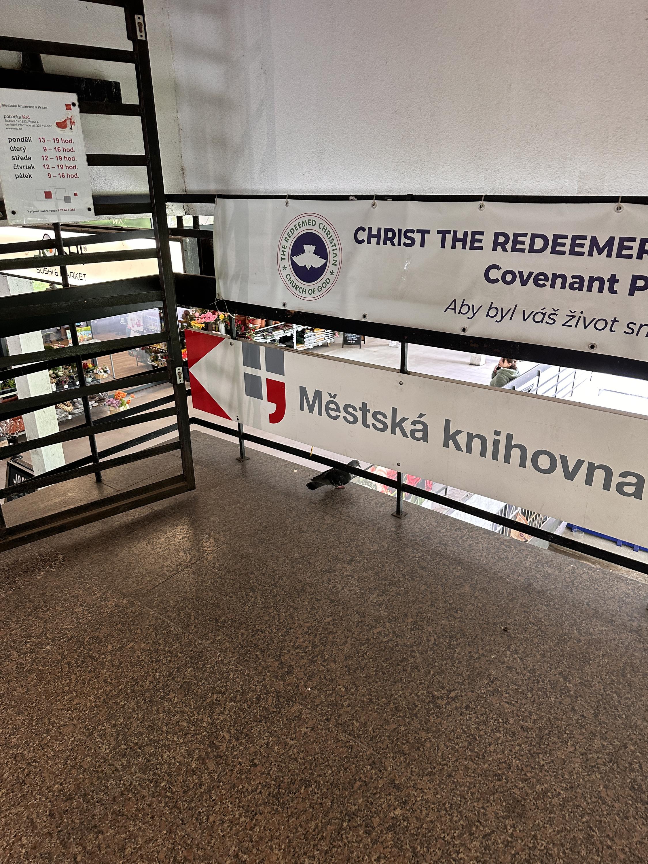 Městská knihovna v Praze - Krč foto 2