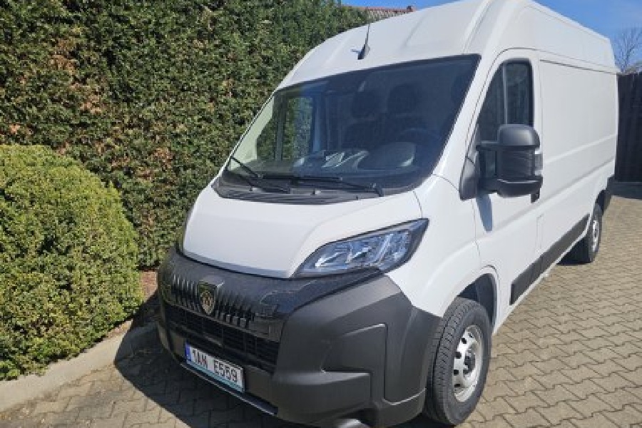 Půjčovna dodávek – Peugeot Boxer 11,5 m³  1AN E559