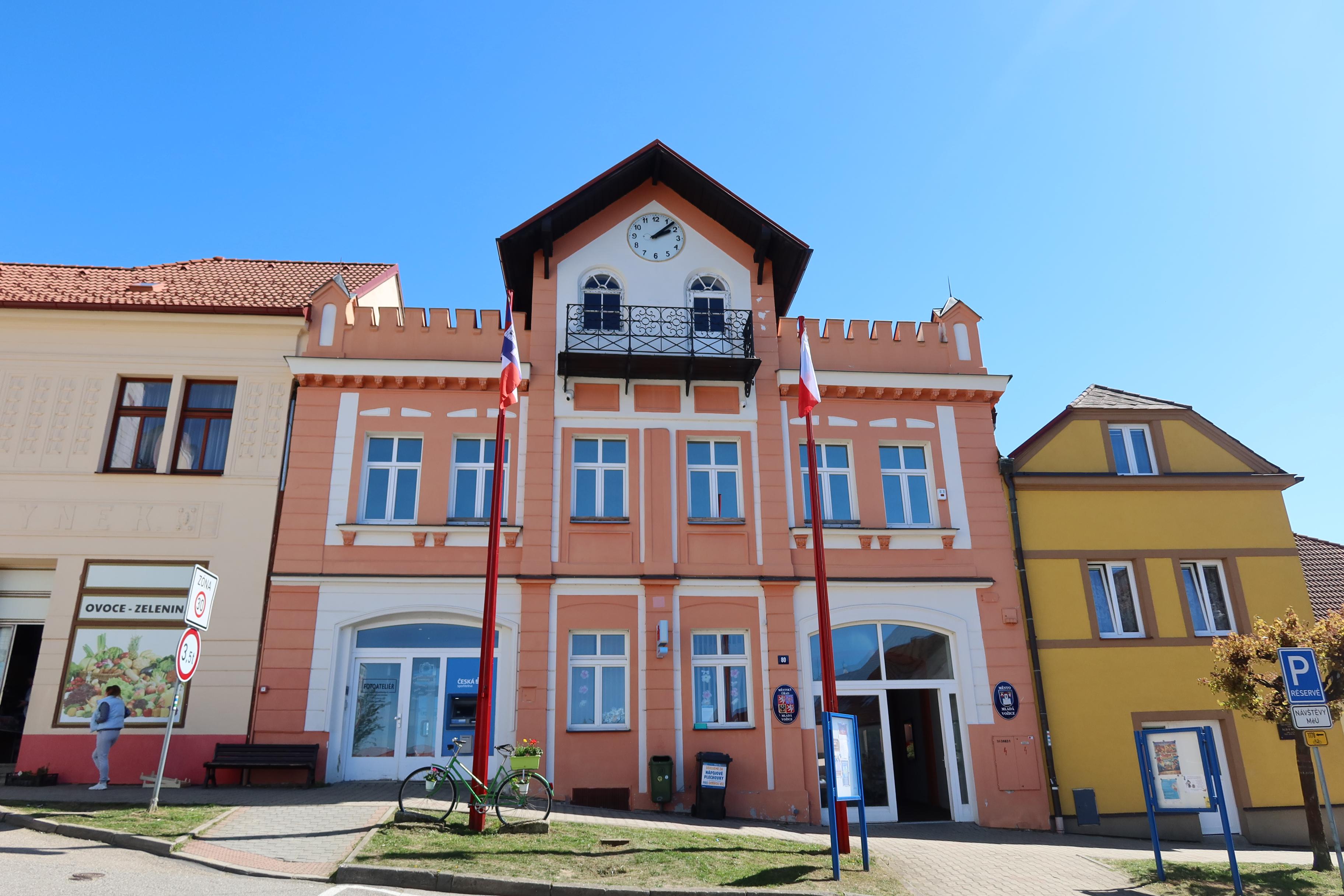 Mladá Vožice - městský úřad foto 5