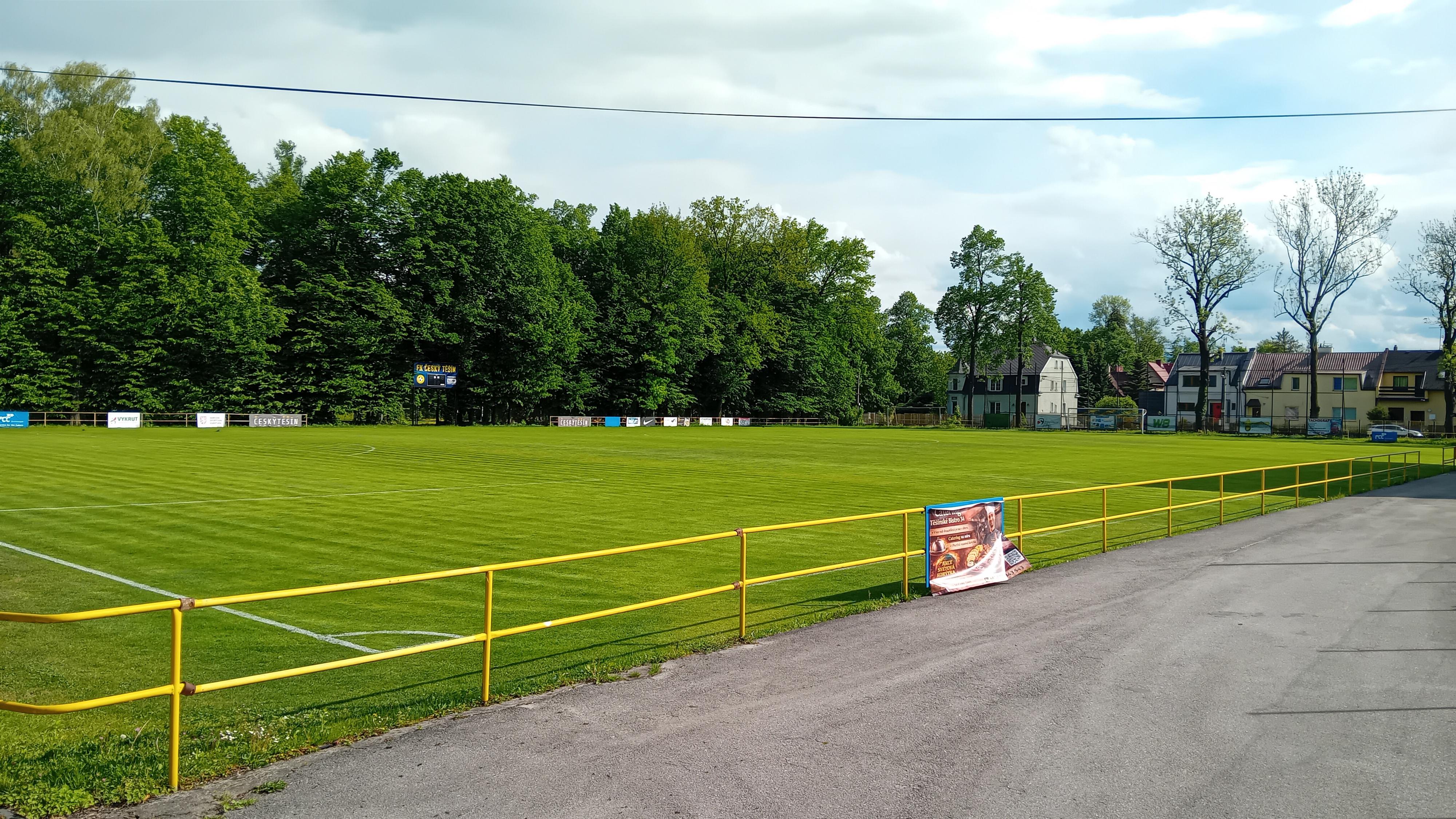Fotbalový stadion TJ Slavoj Český Těšín foto 2