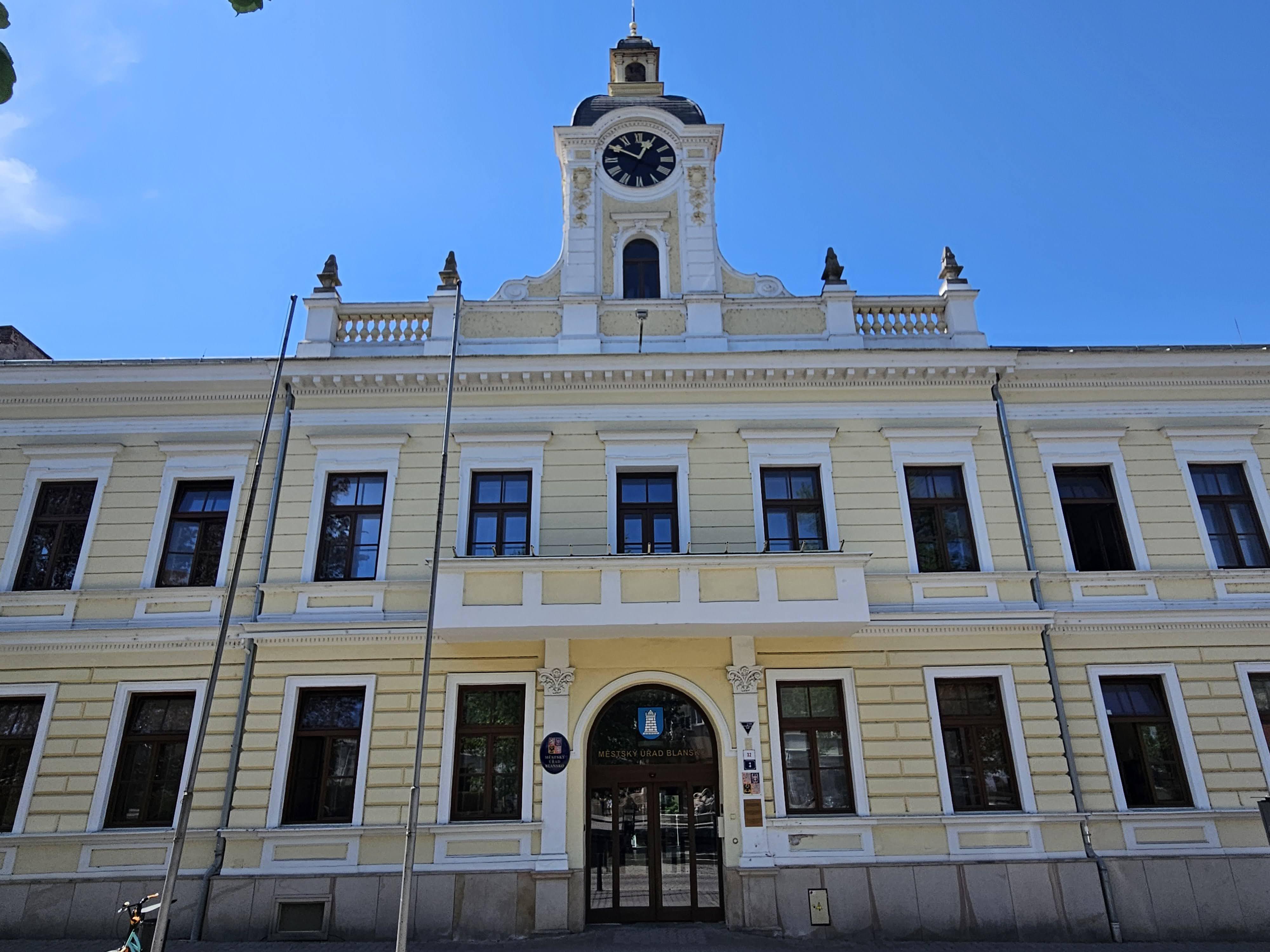 Blansko - městský úřad foto 2