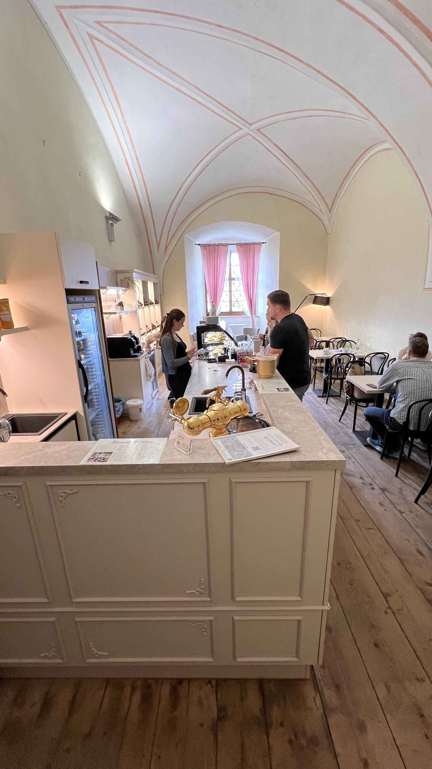 Zámecká kavárna - Arcibiskupský zámek Kroměříž foto 3