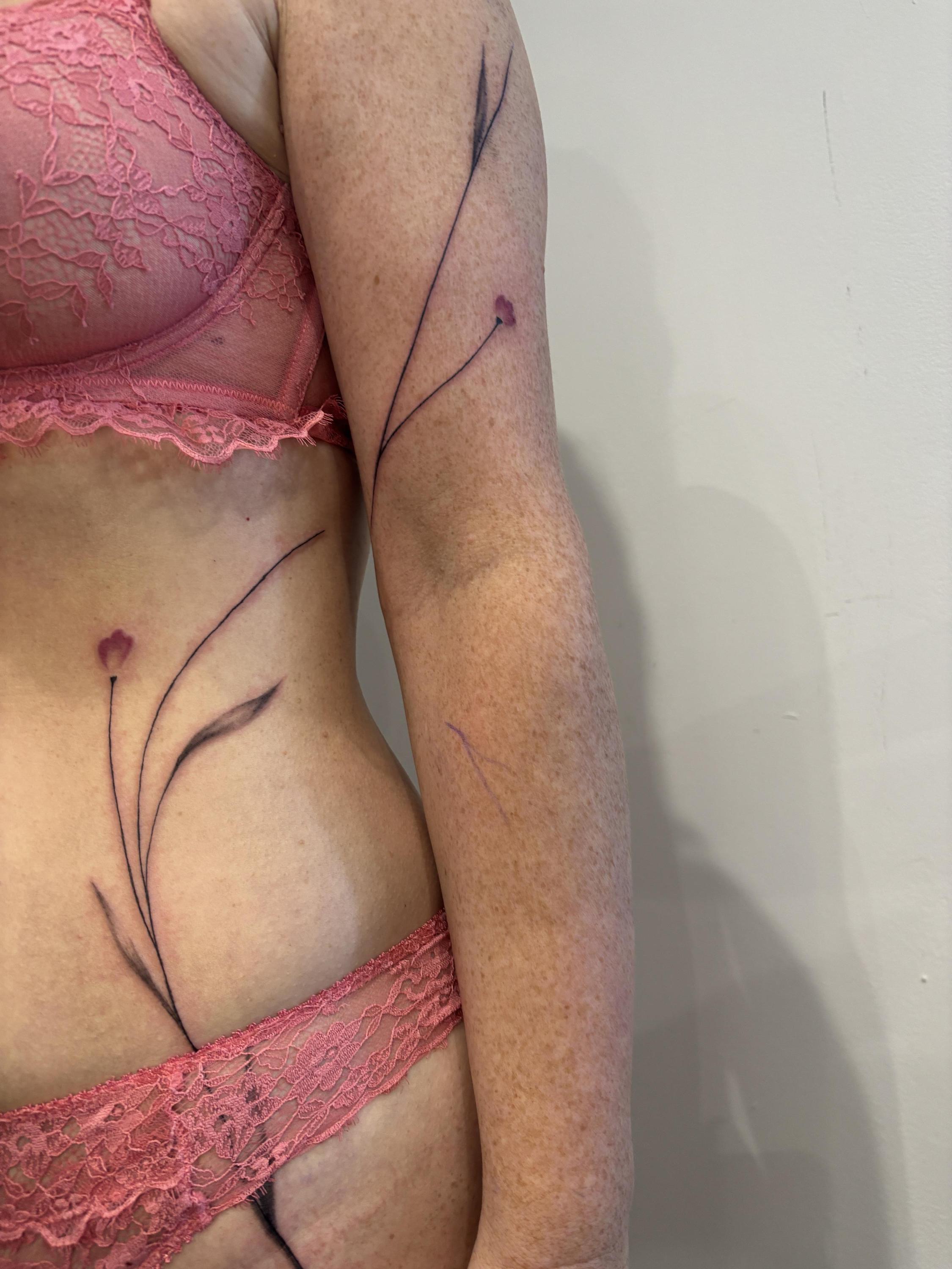 Nisa Tattoo foto 2