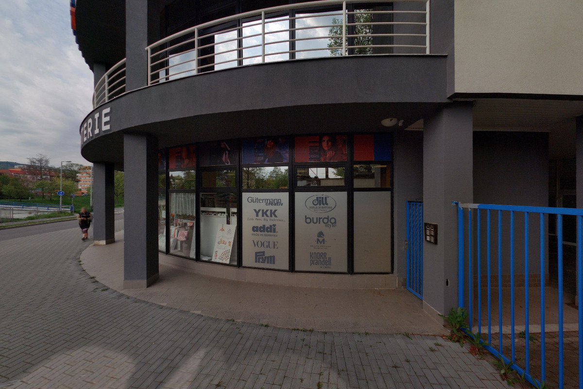 INTERNEXT 2000