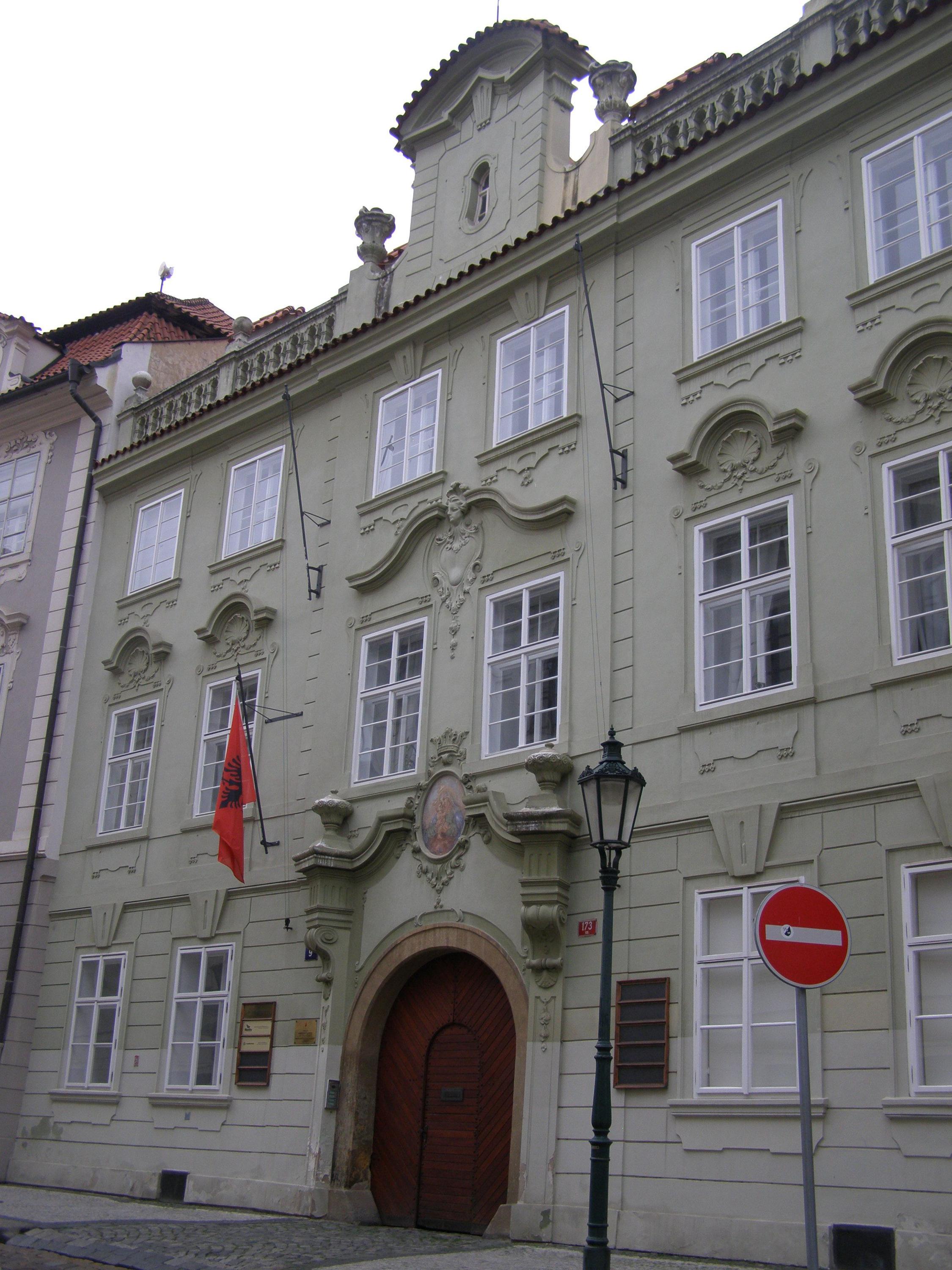 Albánie - Velvyslanectví Albánské republiky foto 6