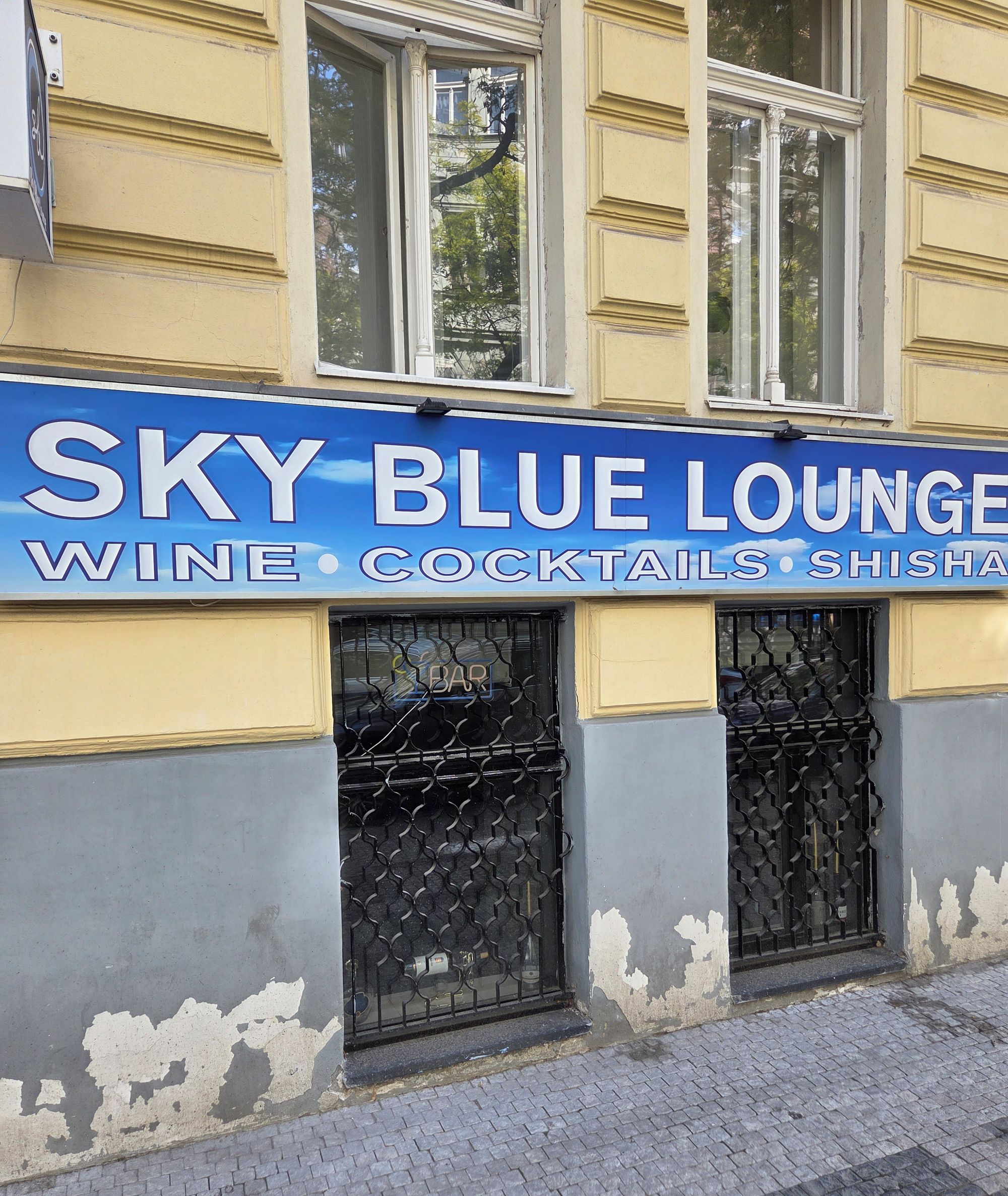 Sky blue lounge foto 1