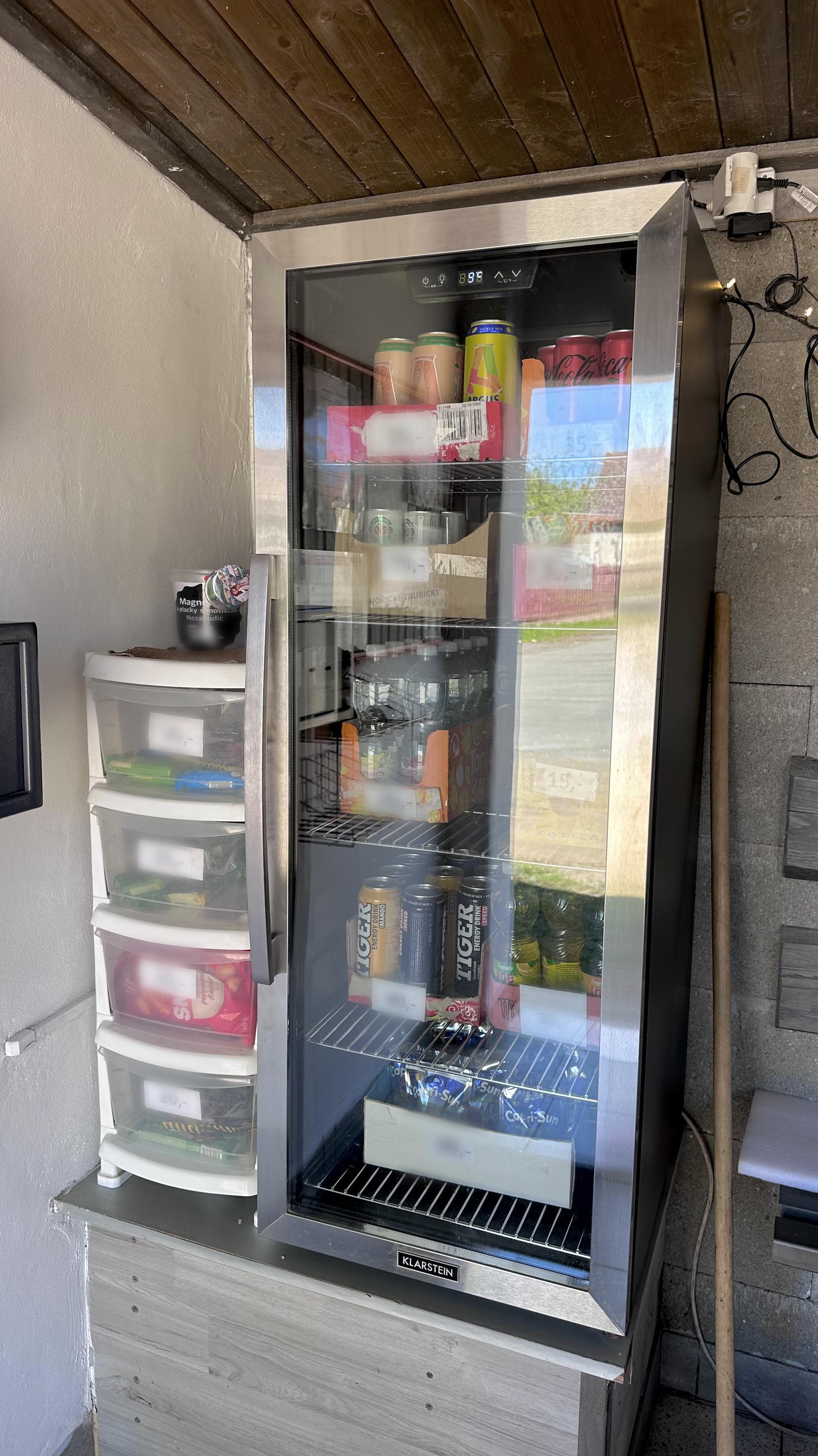 Samoobslužný bar na zastávce foto 5