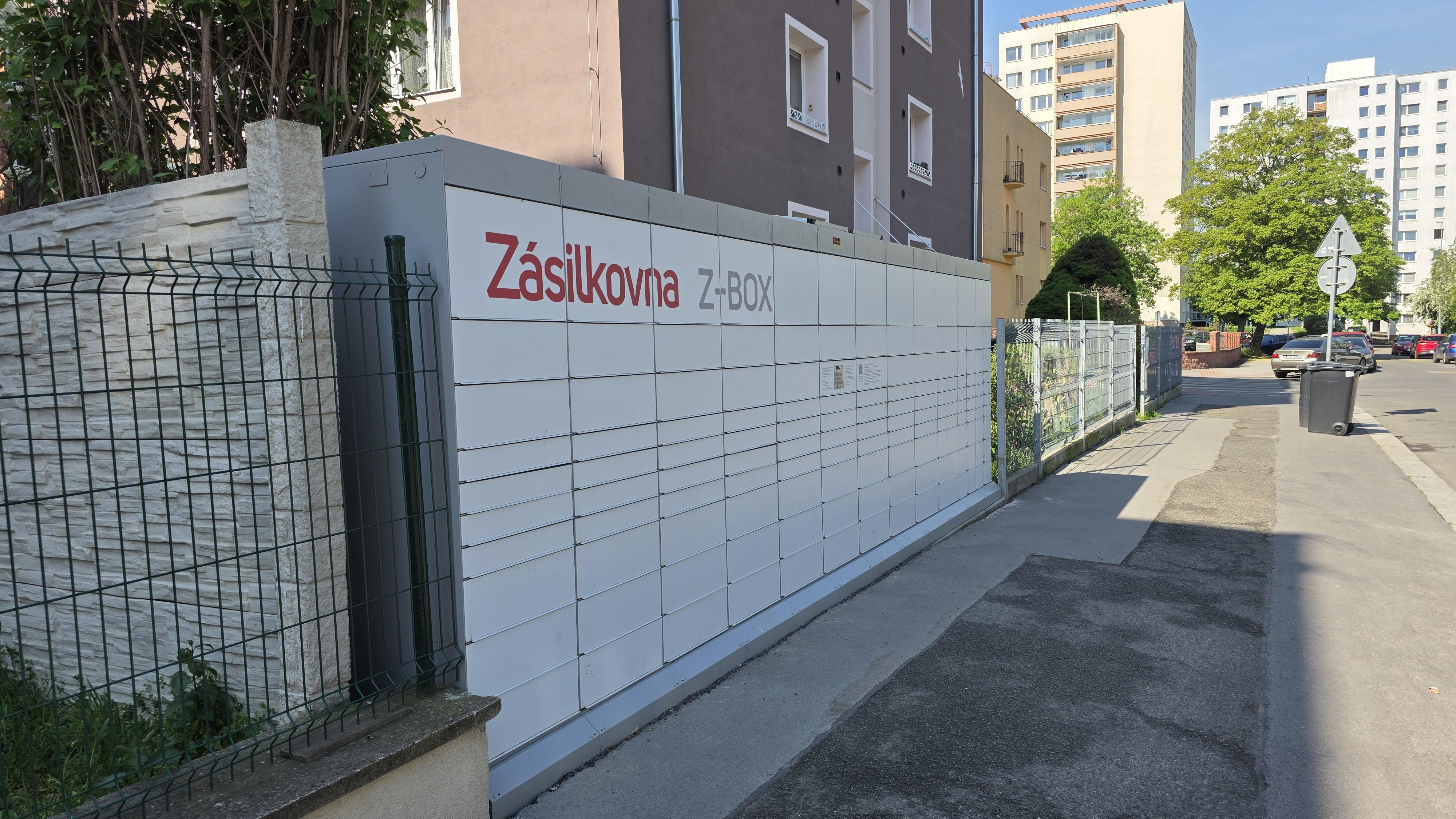 Z-BOX foto 1