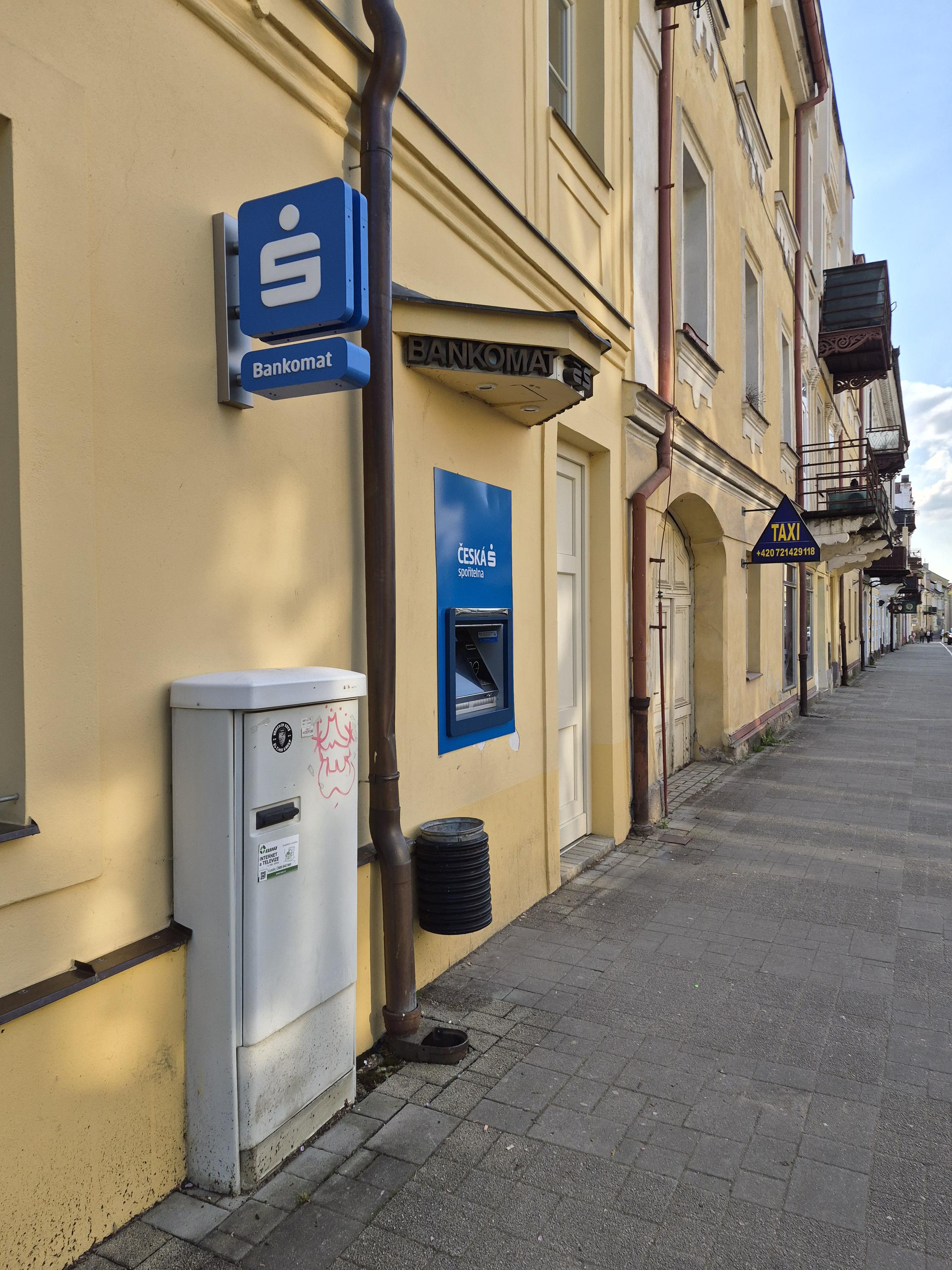 Bankomat České spořitelny foto 2