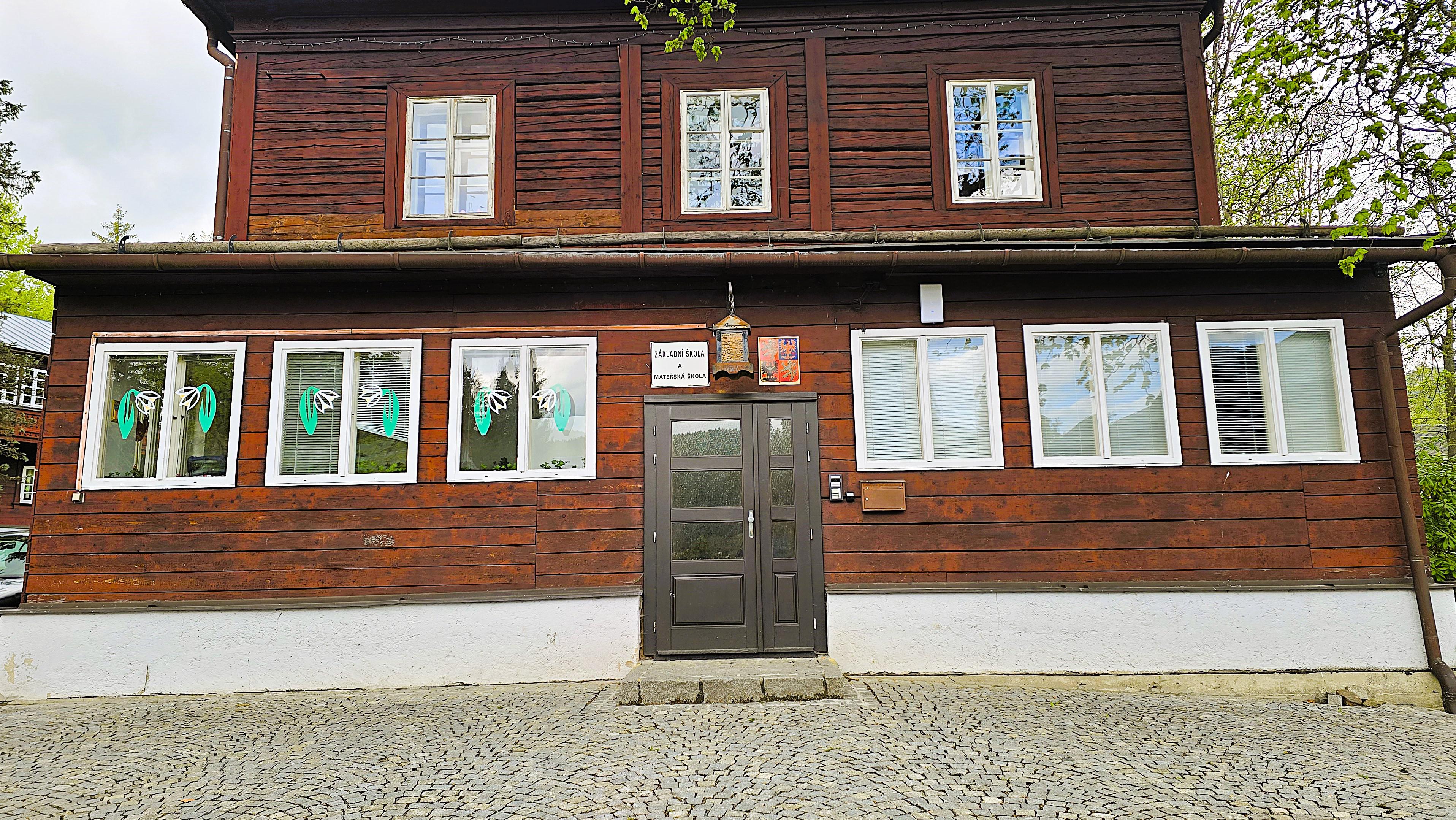 ZŠ a MŠ Karlova Studánka foto 5