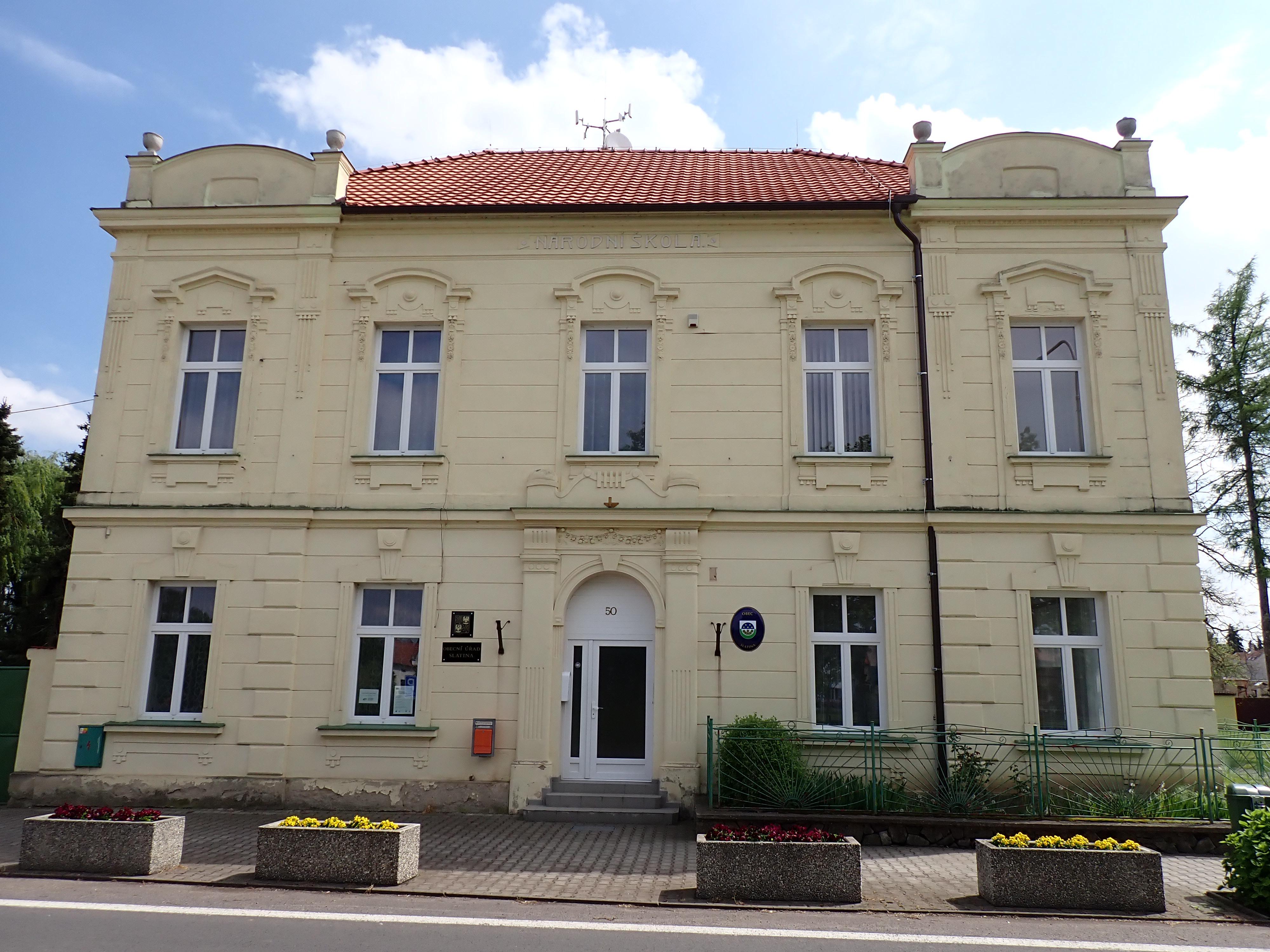 Slatina - obecní úřad foto 6