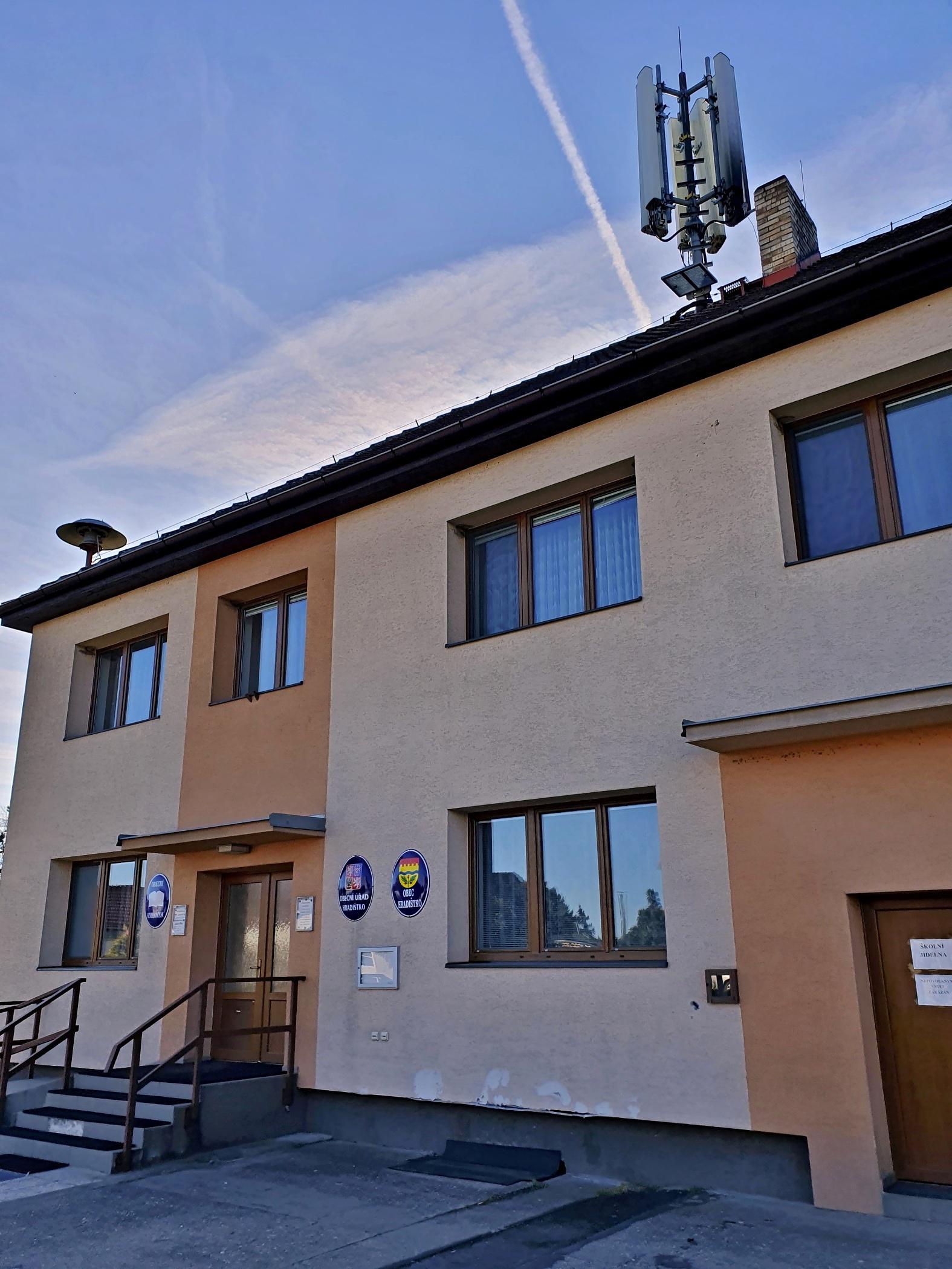 Hradištko - obecní úřad foto 2