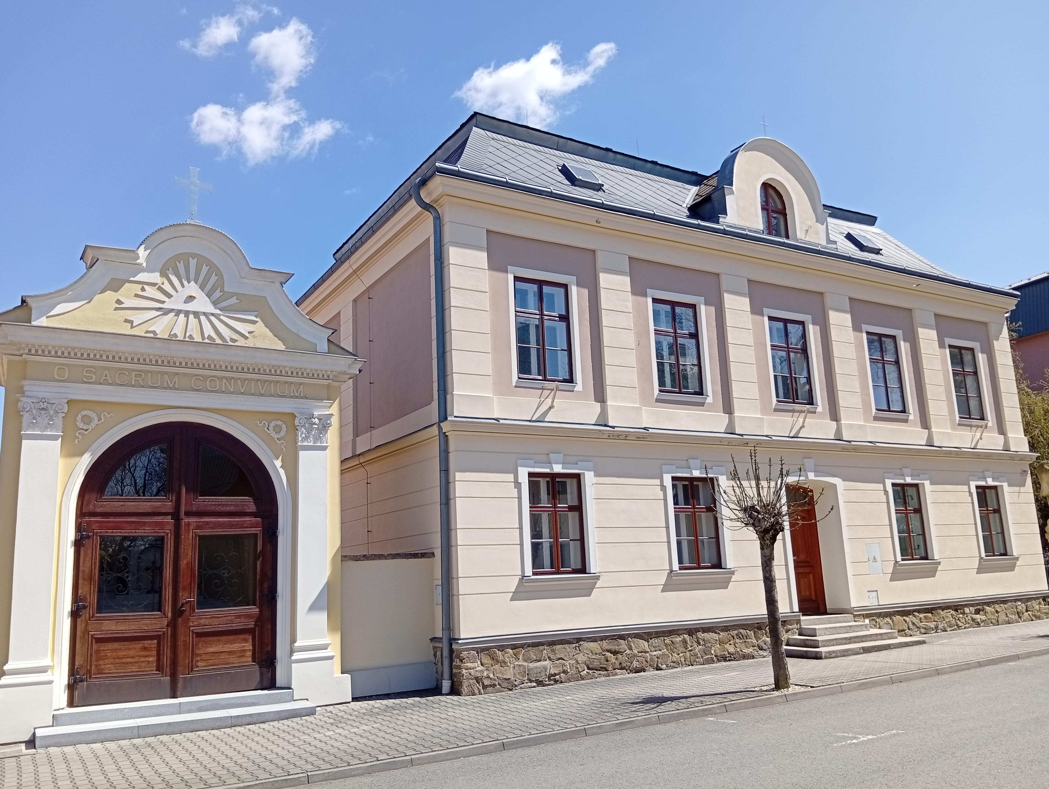 Římskokatolická farnost Velké Hoštice foto 2