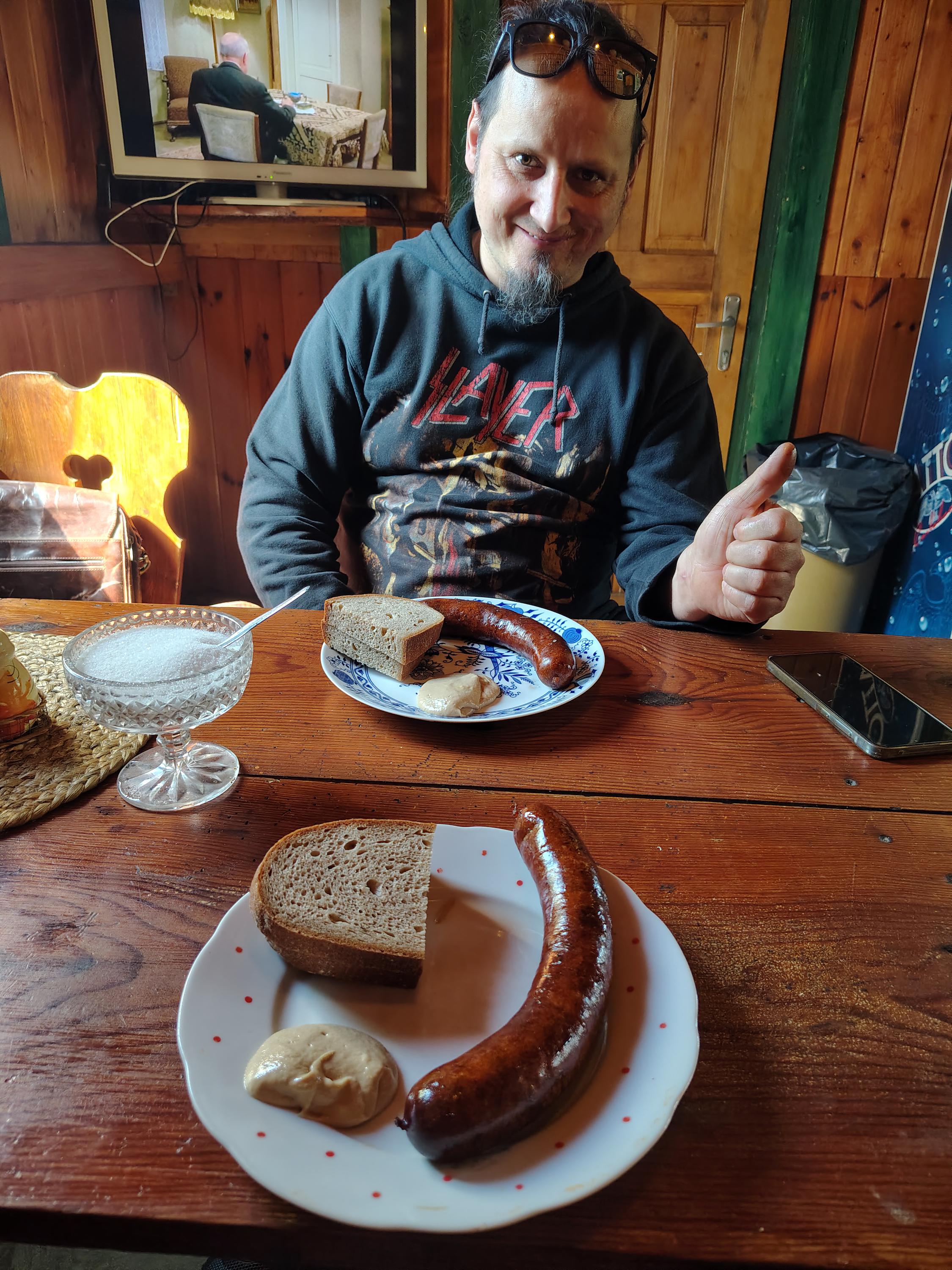 Občerstvení - Klobásy z Udírny foto 2