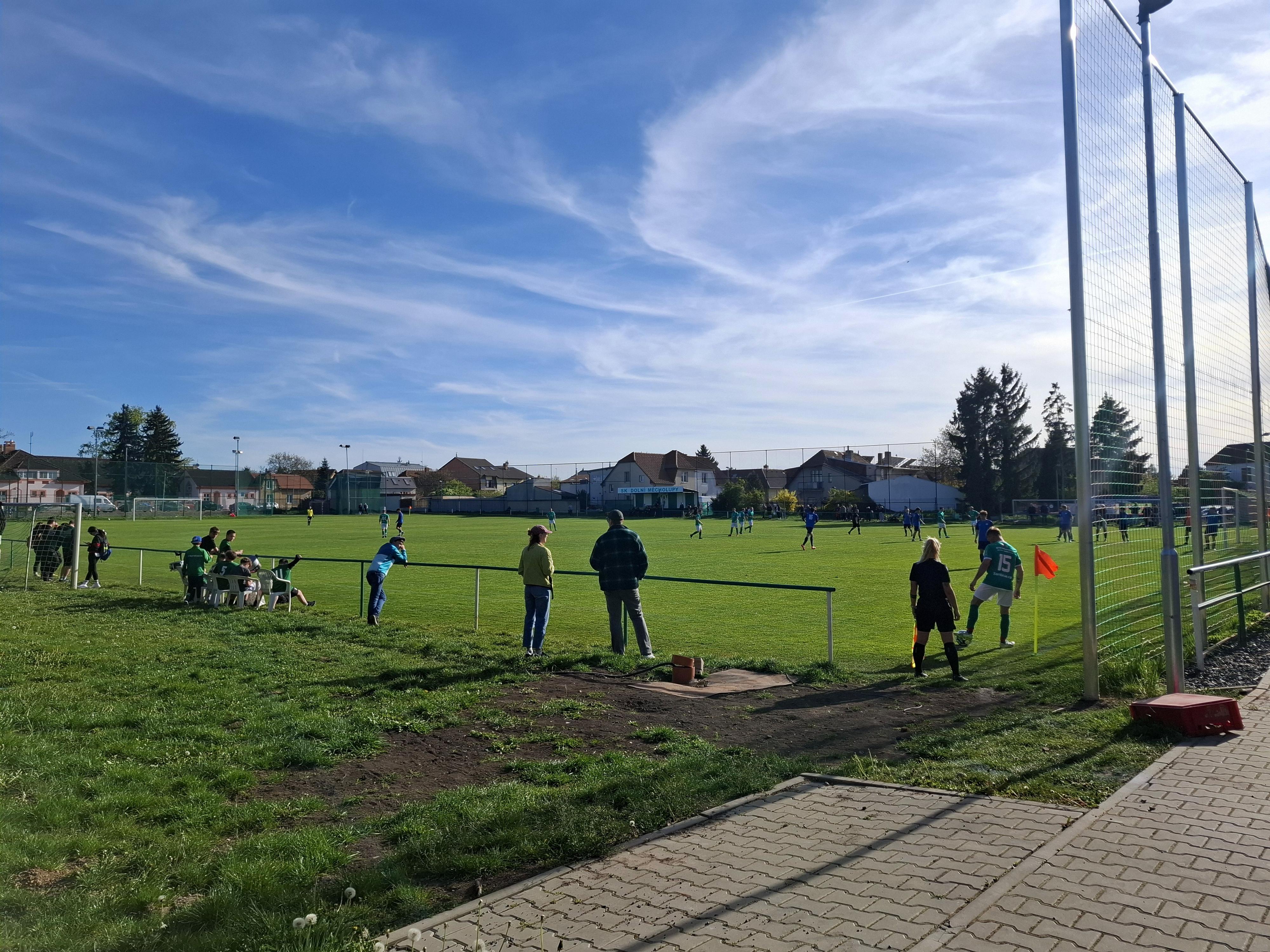 Sportovní klub Dolní Měcholupy foto 1