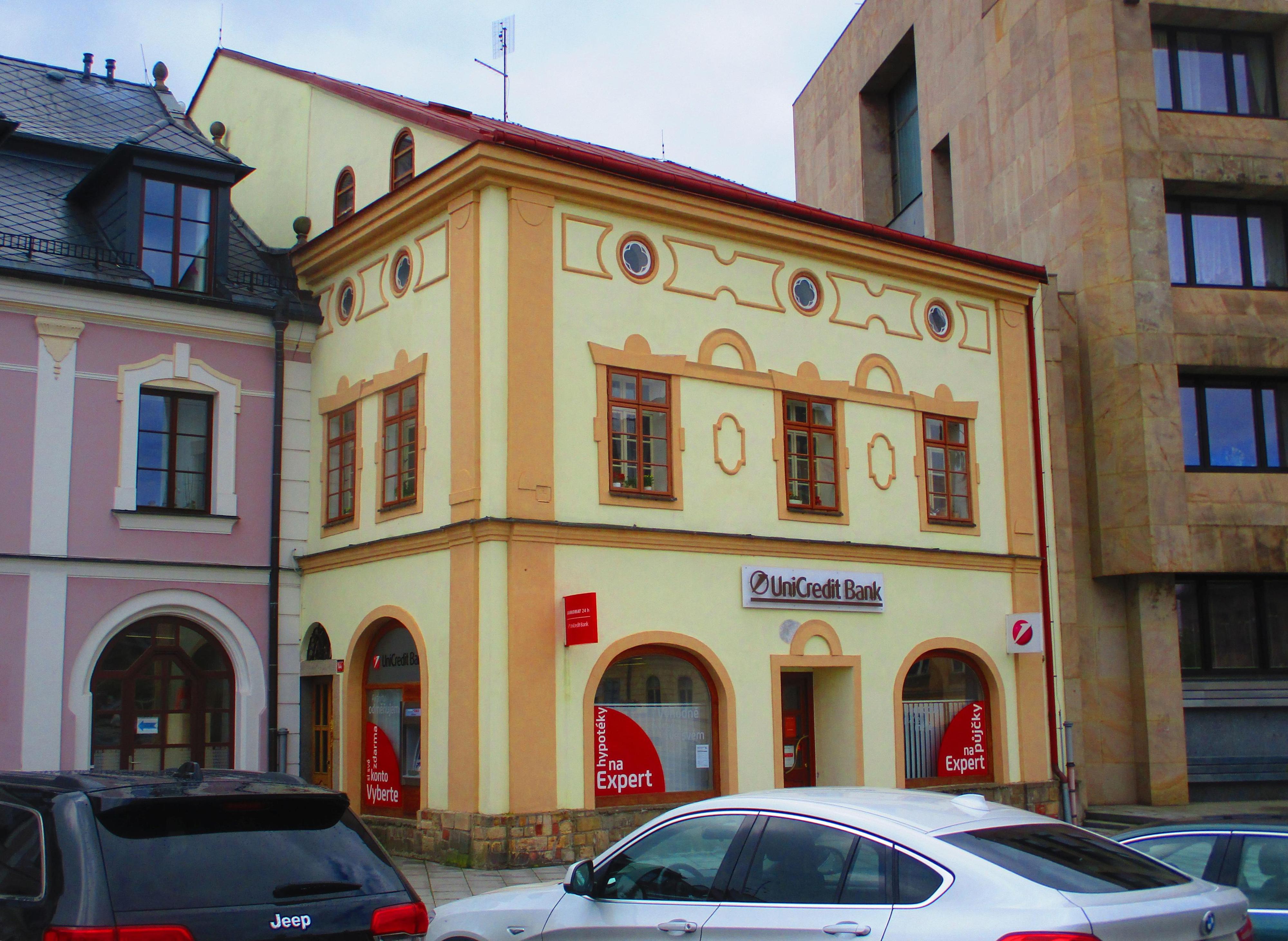 Bankomat UniCredit Bank Czech Republic foto 3