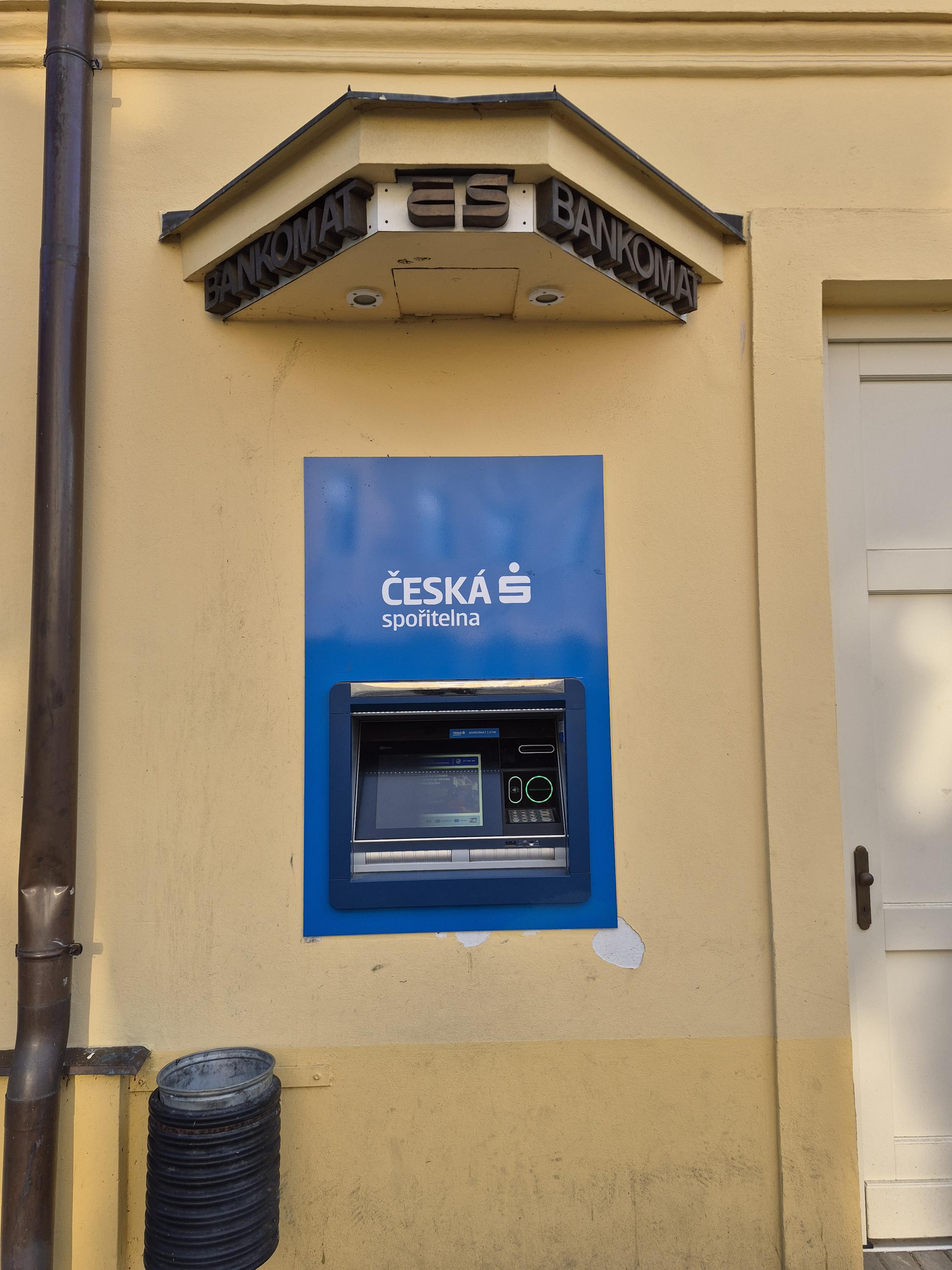 Bankomat České spořitelny foto 3