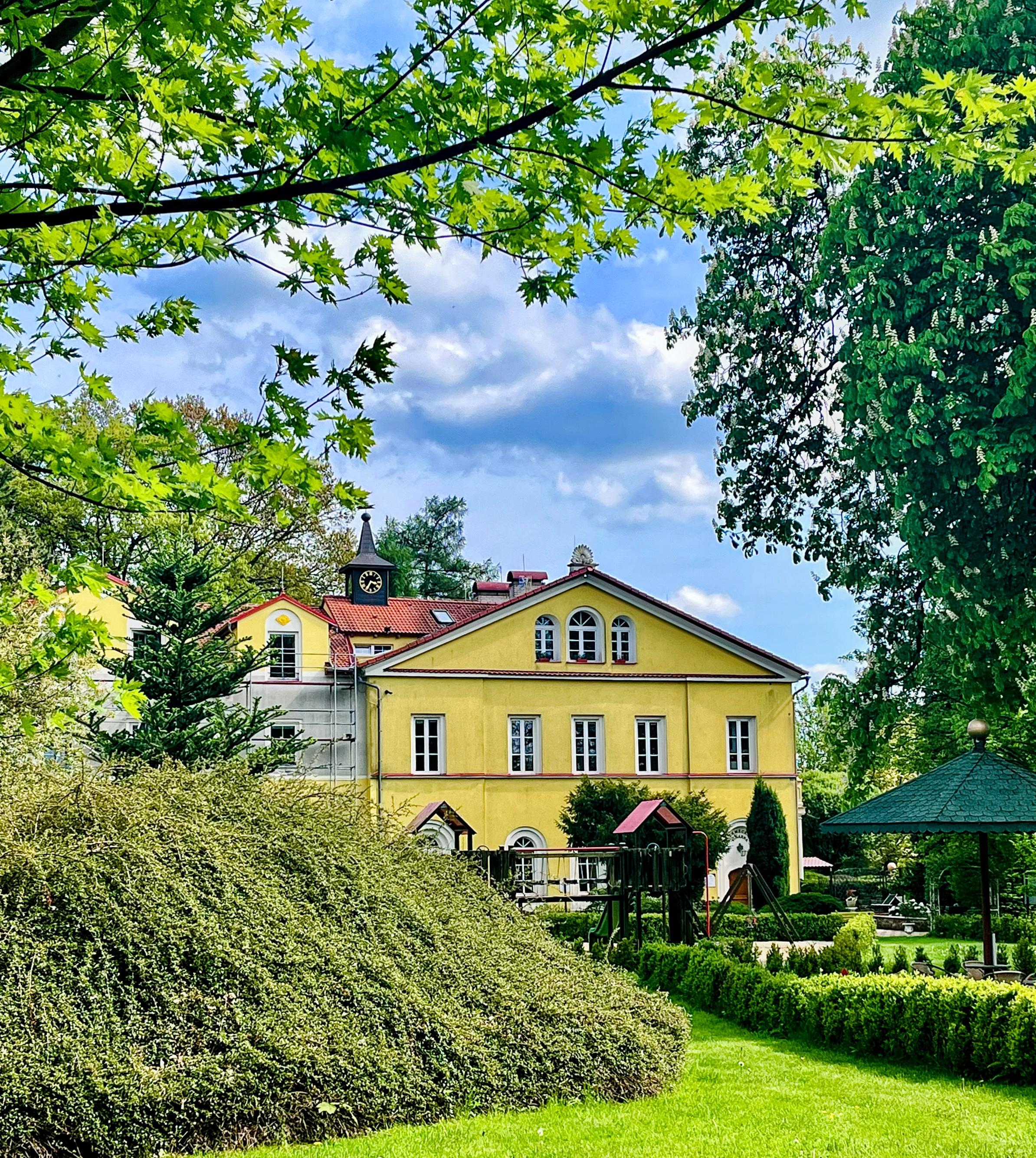Bynovecký Zámeček foto 2