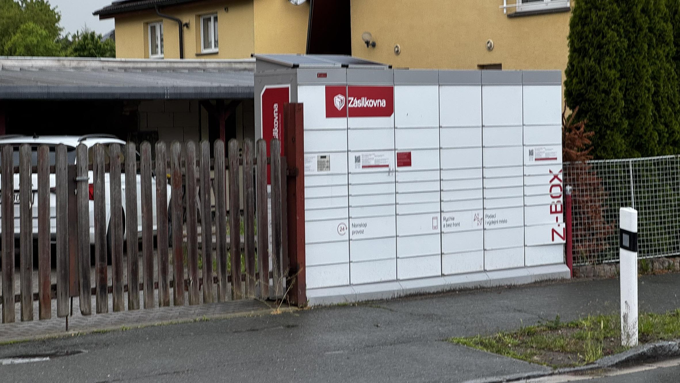 Z-BOX