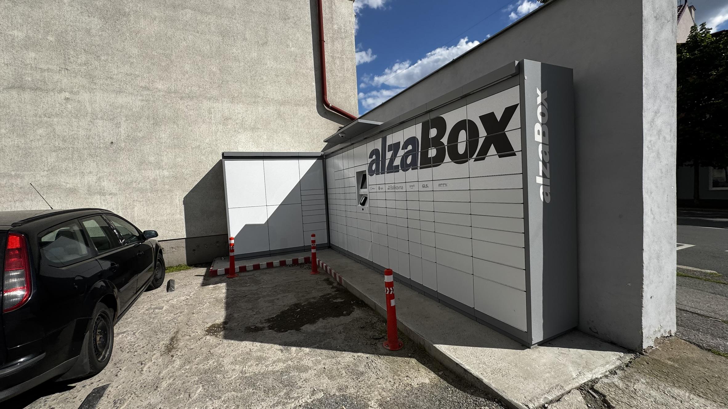 AlzaBox