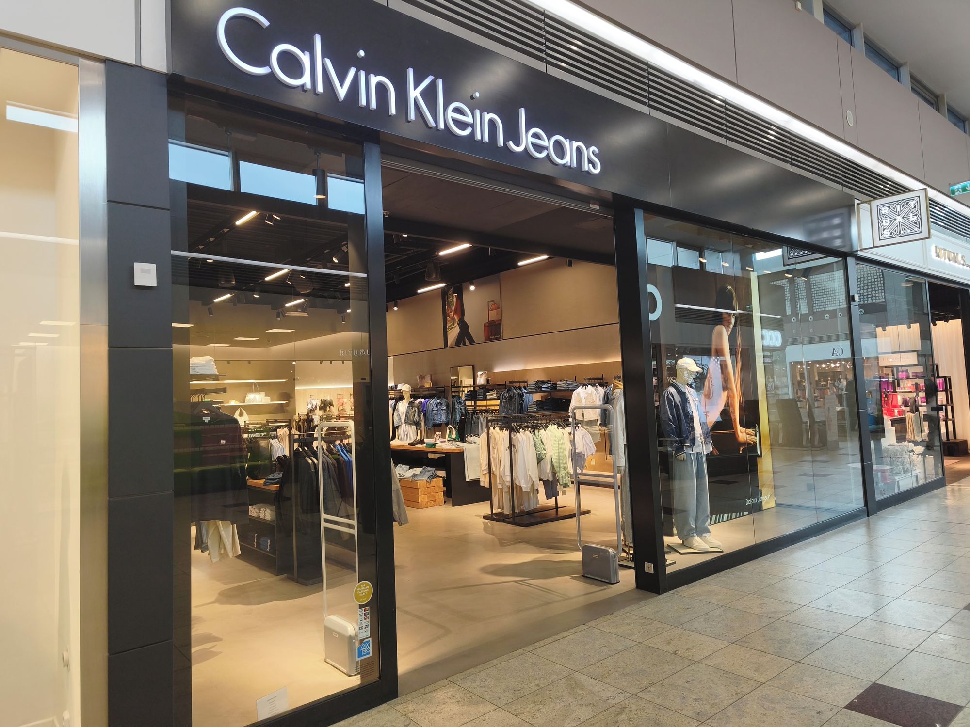 Calvin Klein Jeans