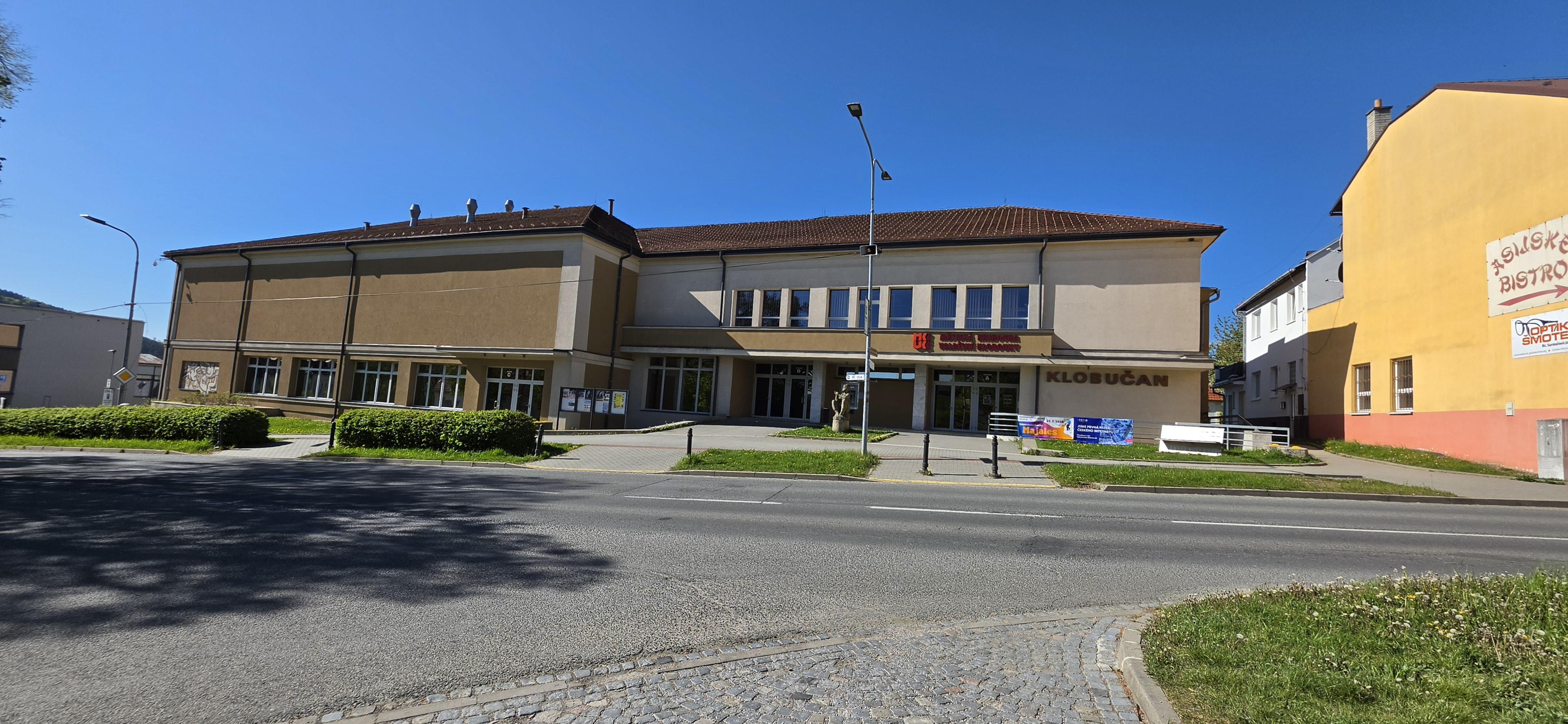 Městská knihovna Valašské Klobouky foto 2
