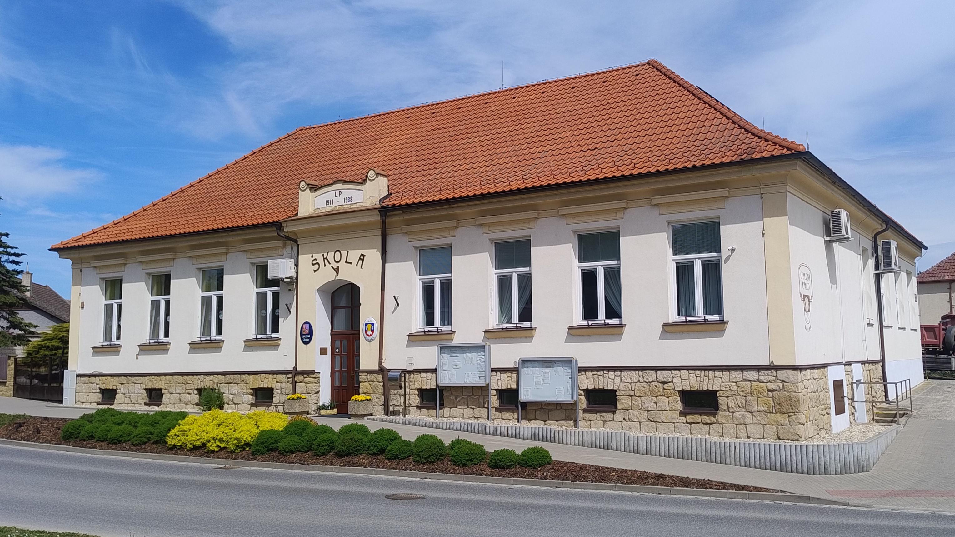 Sušice - obecní úřad foto 2