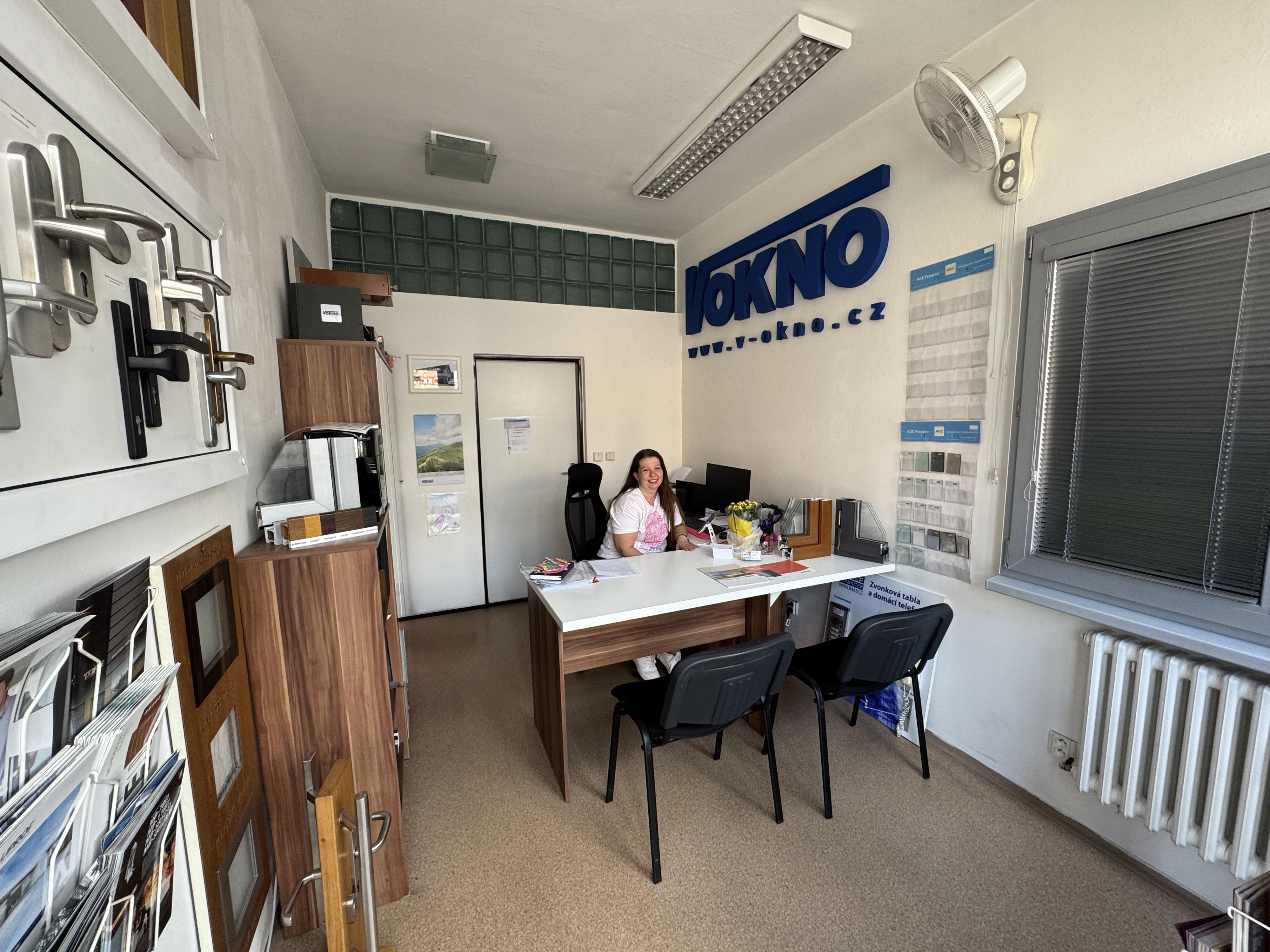 V okno s.r.o. plastová okna a dveře, hliníková okna a dveře foto 3