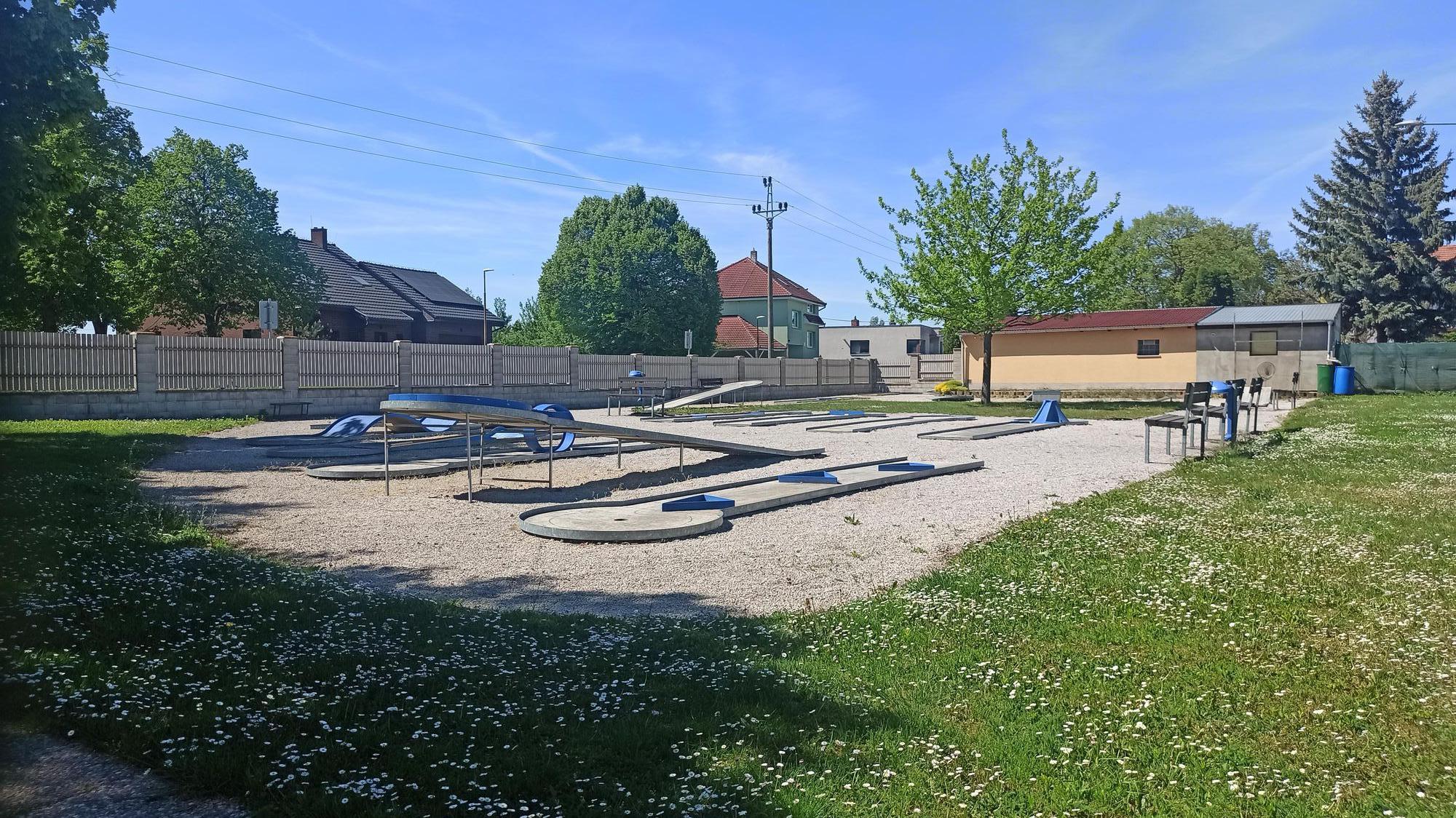 Minigolf Milotice foto 3
